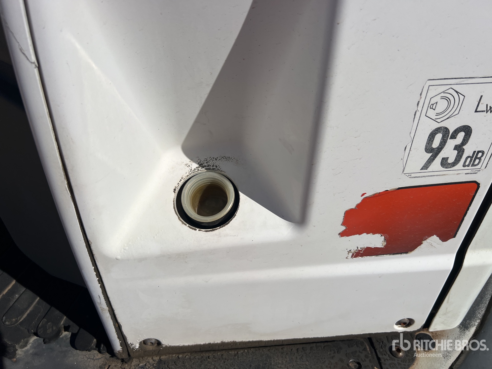 2013 Bobcat E26 E M