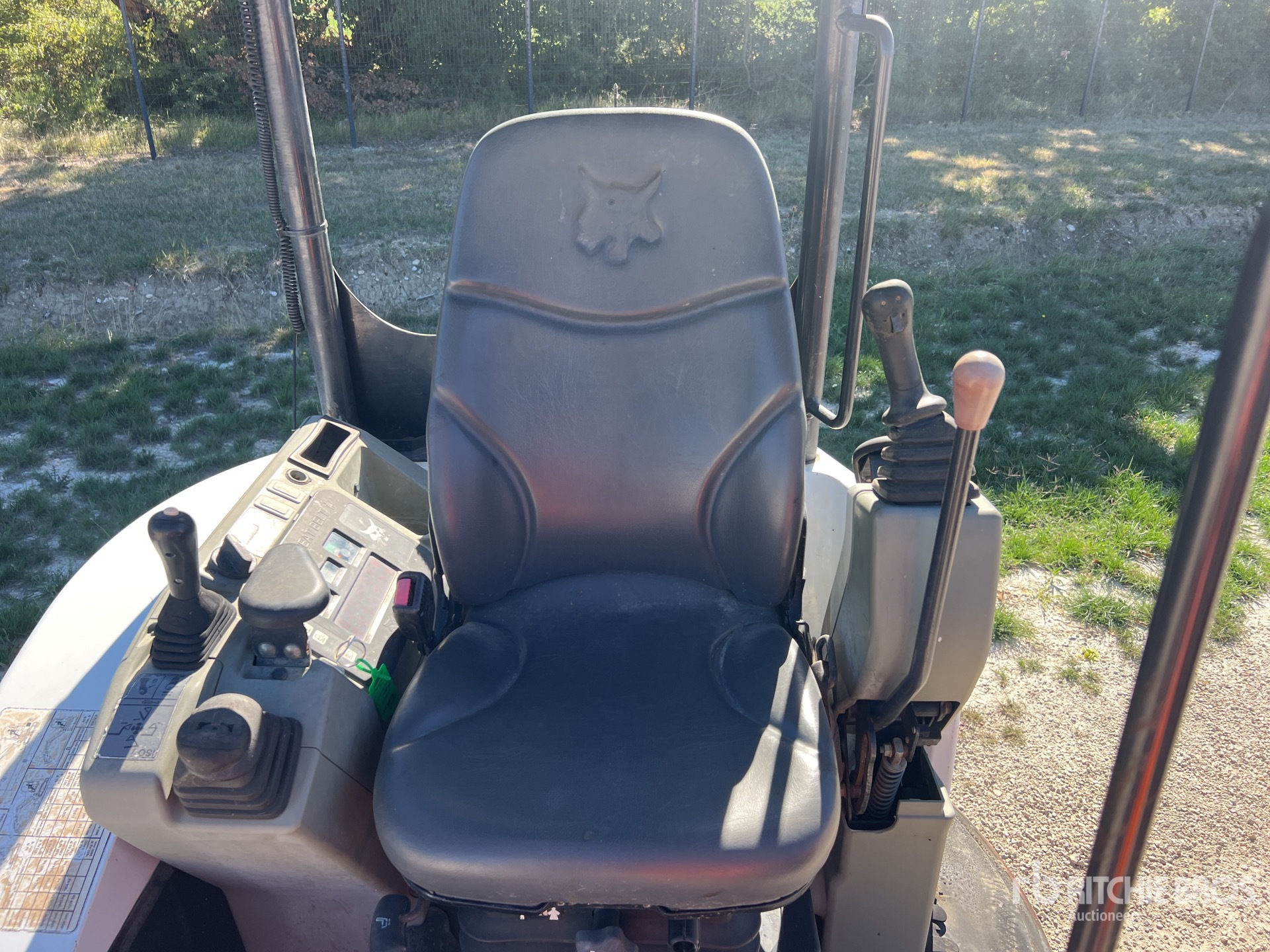 2013 Bobcat E26 E M