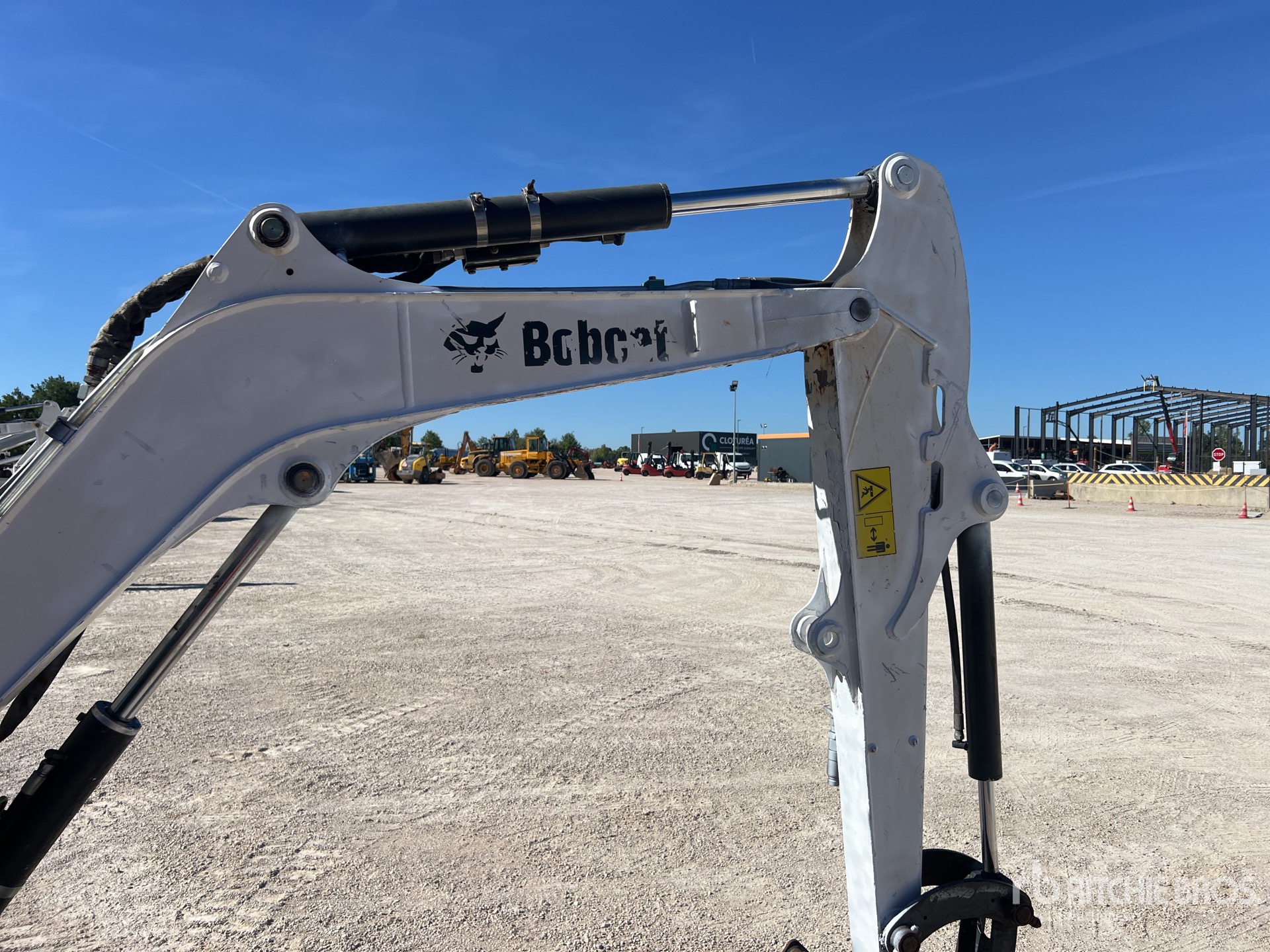 2013 Bobcat E26 E M