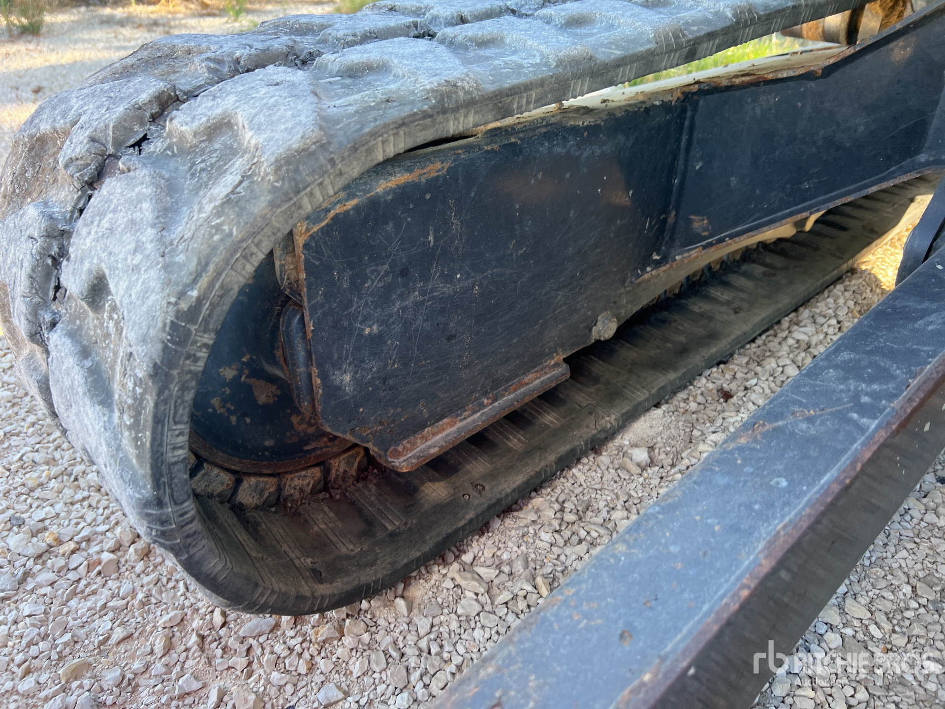 2017 Bobcat E26 E M