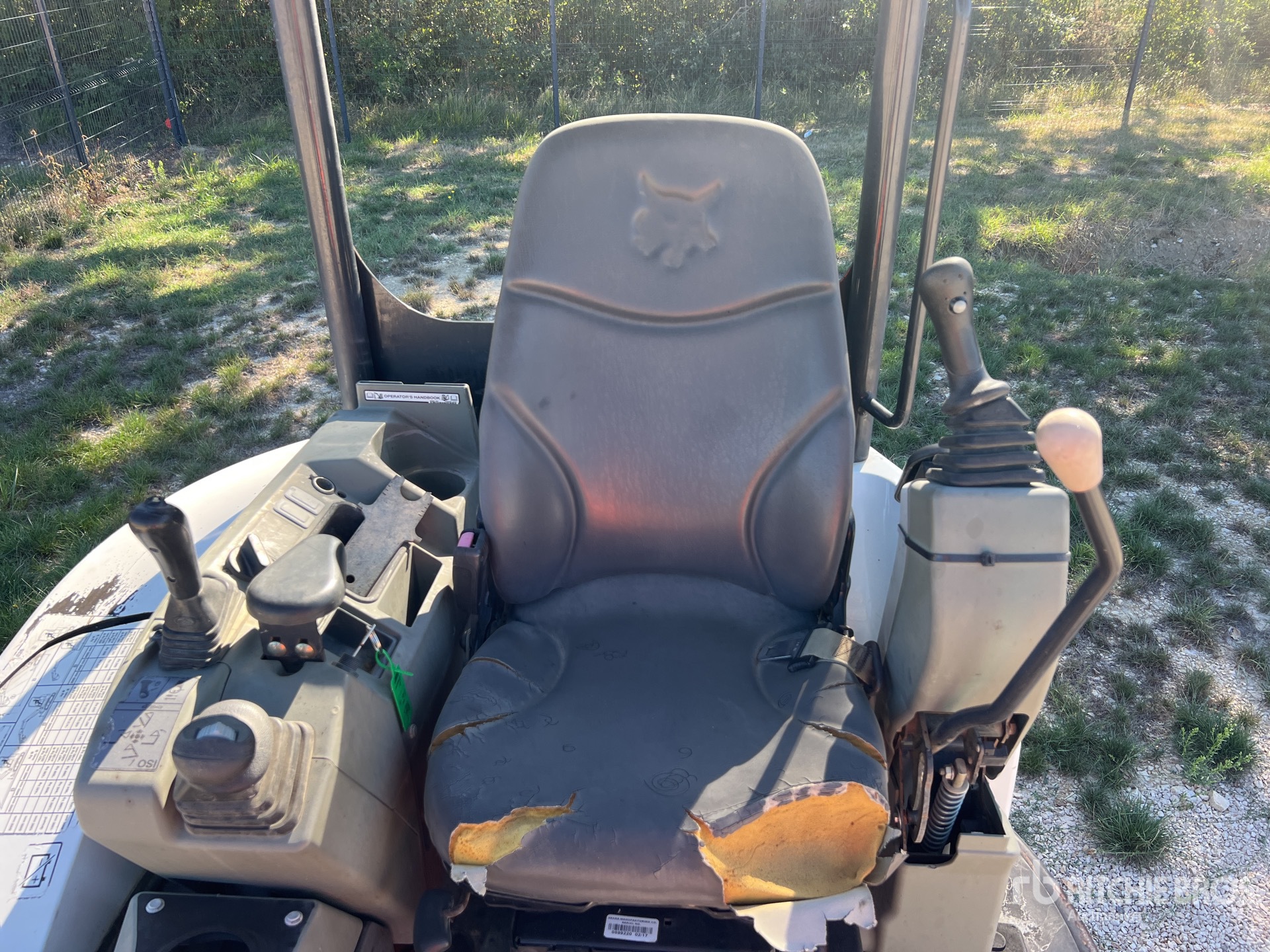 2017 Bobcat E26 E M