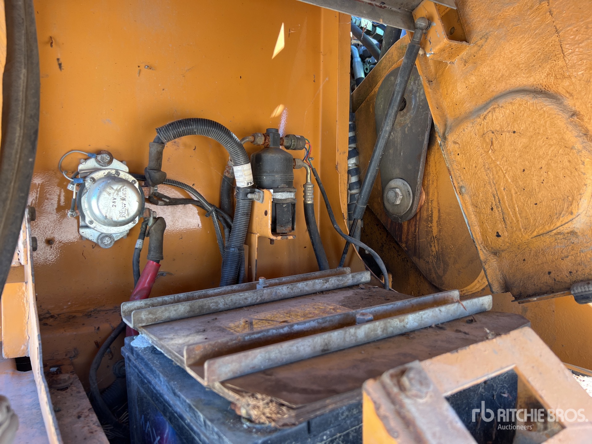 2005 Case WX145