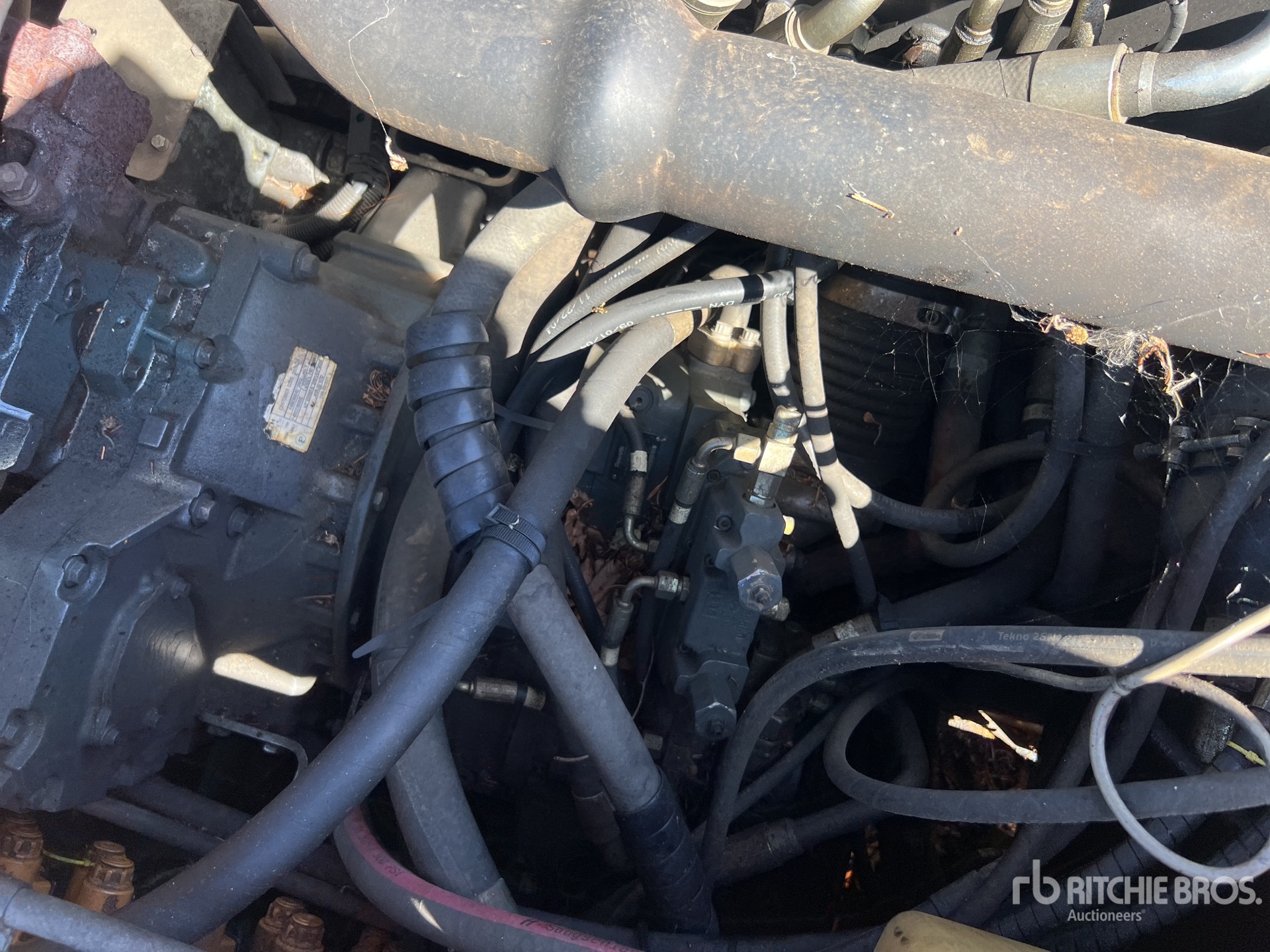 2005 Case WX145