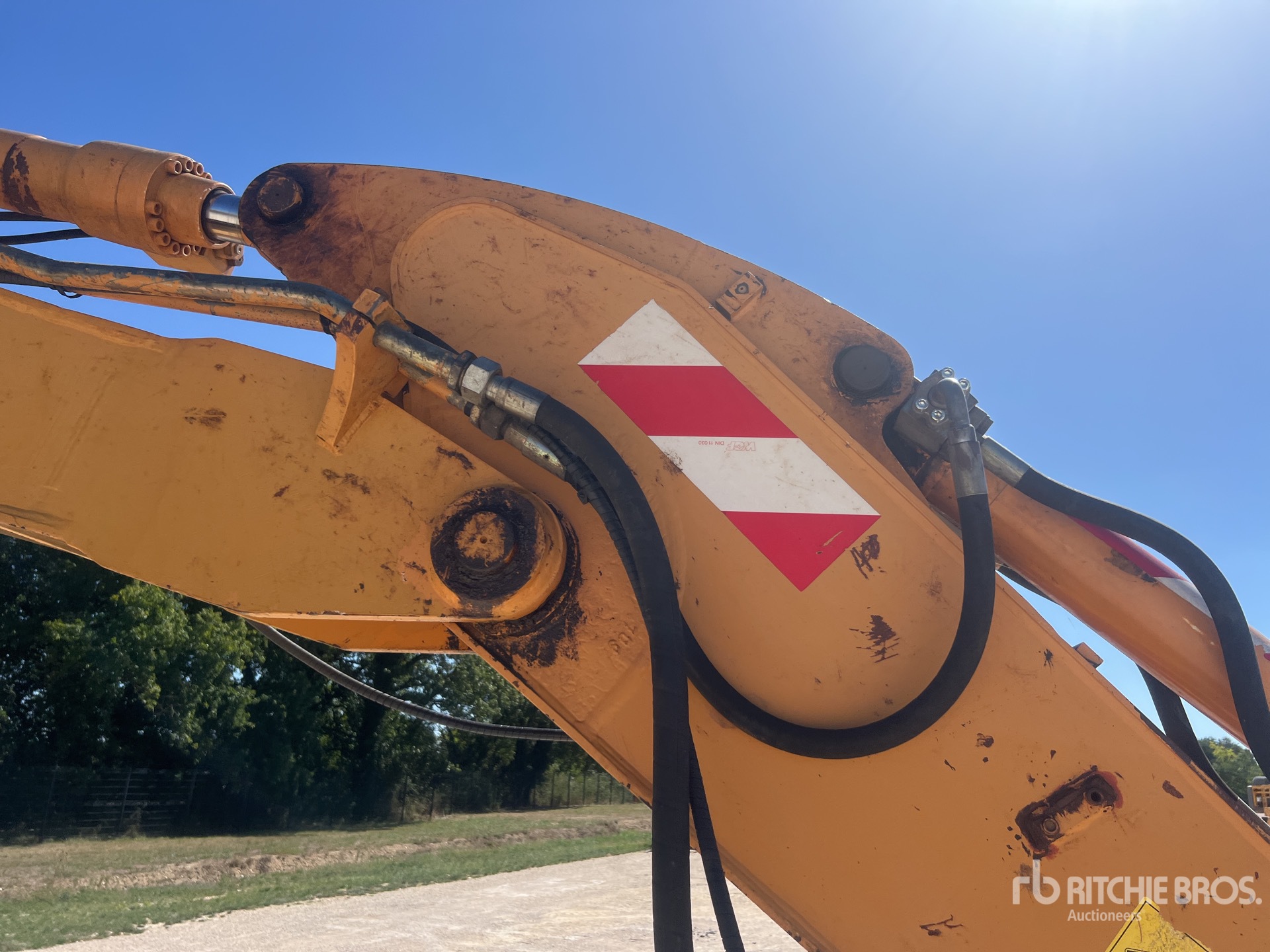 2005 Case WX145