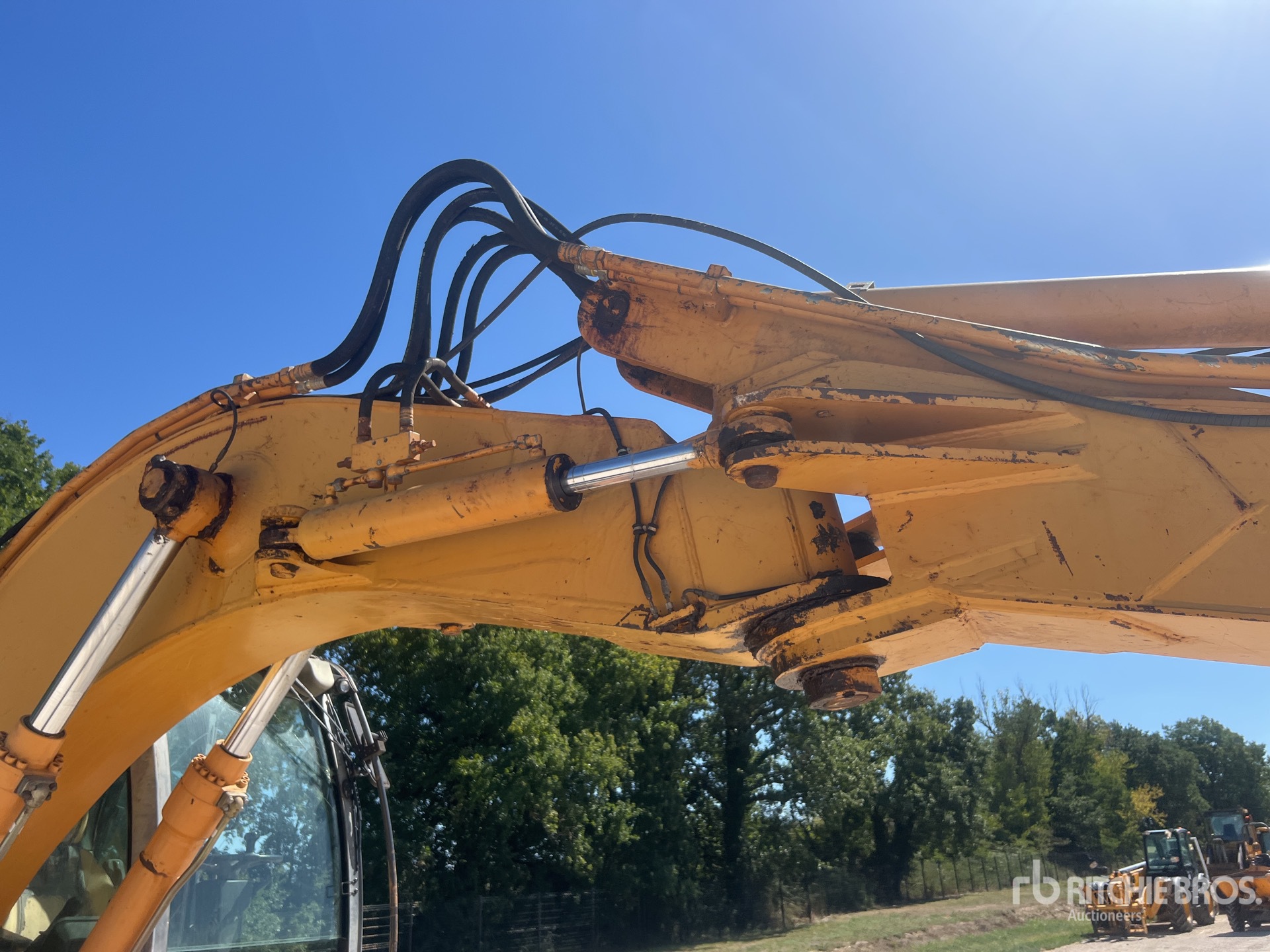 2005 Case WX145