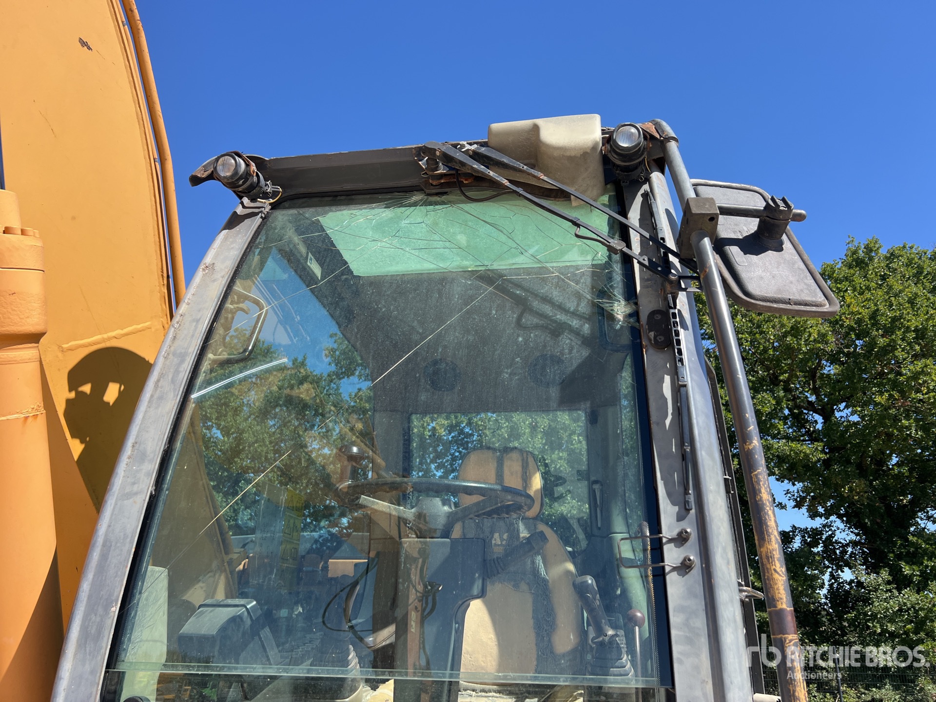 2005 Case WX145