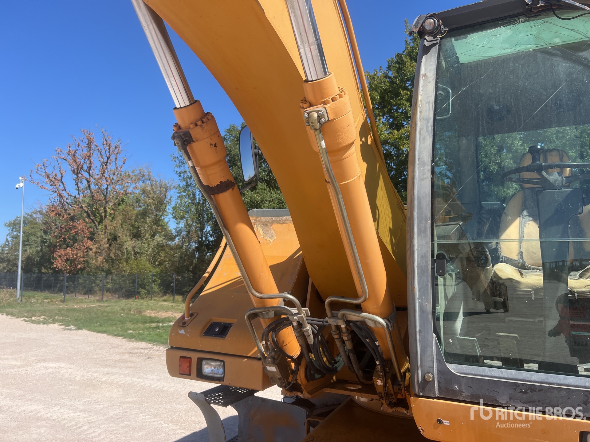 2005 Case WX145