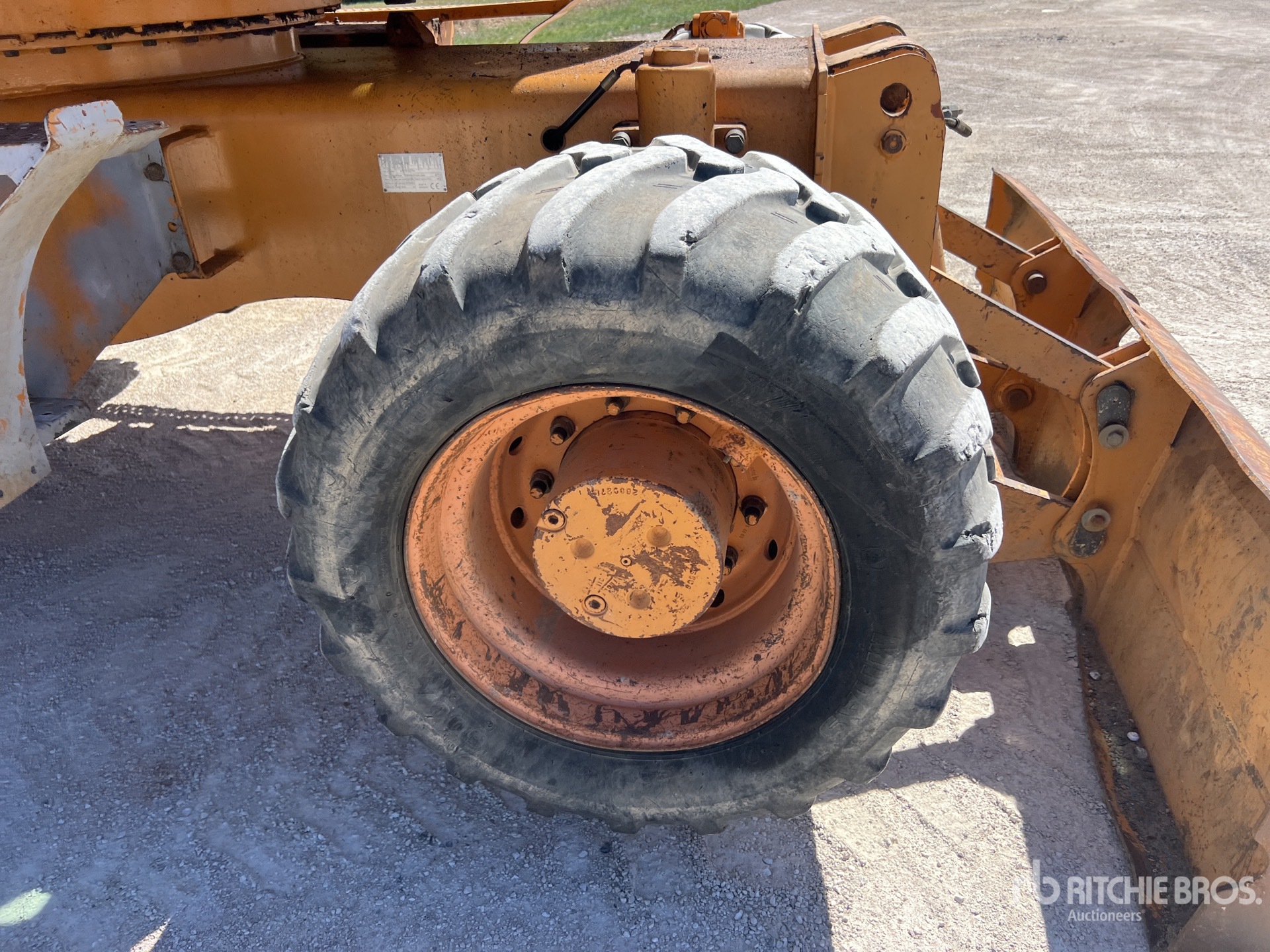2005 Case WX145