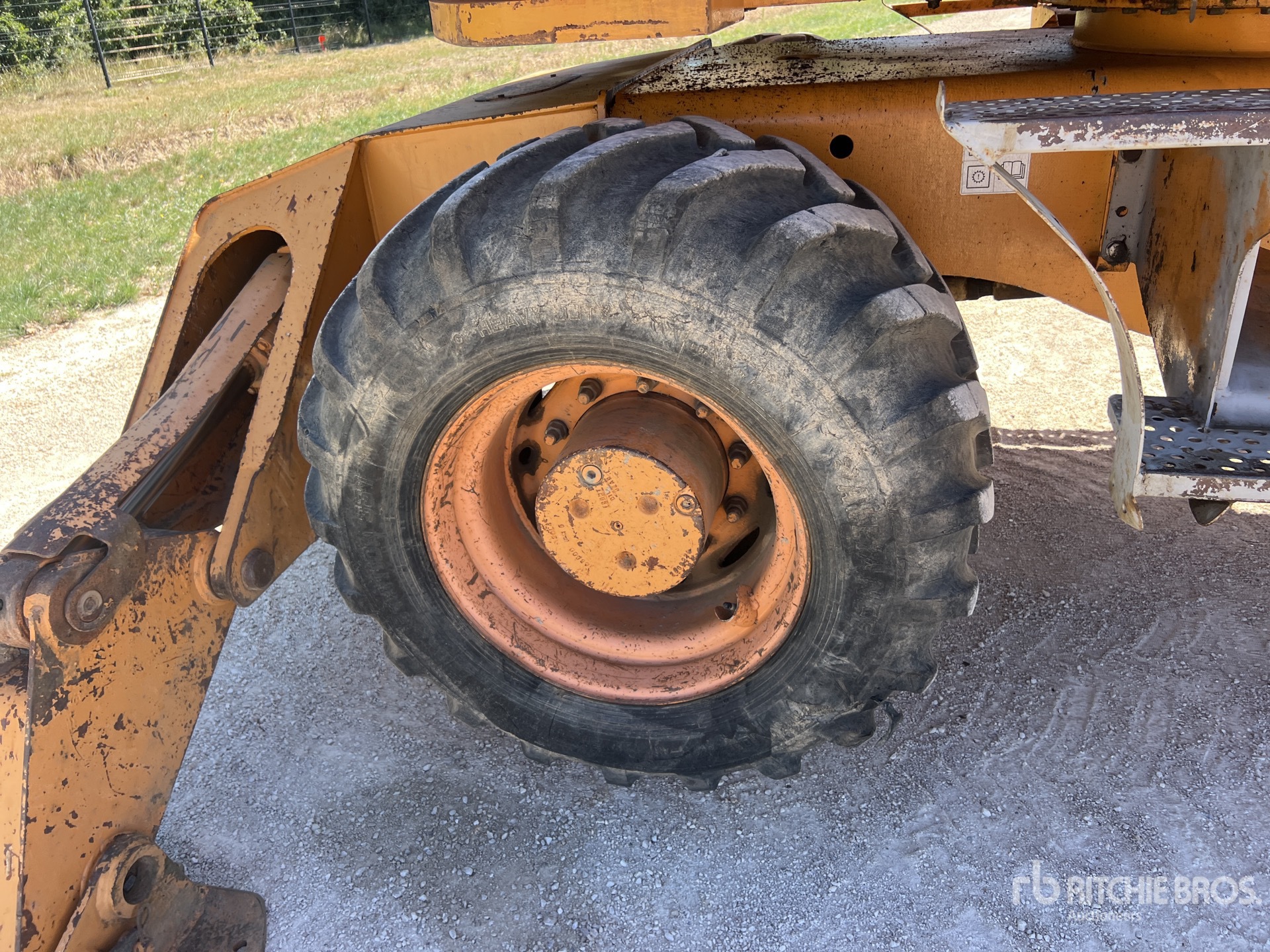 2005 Case WX145