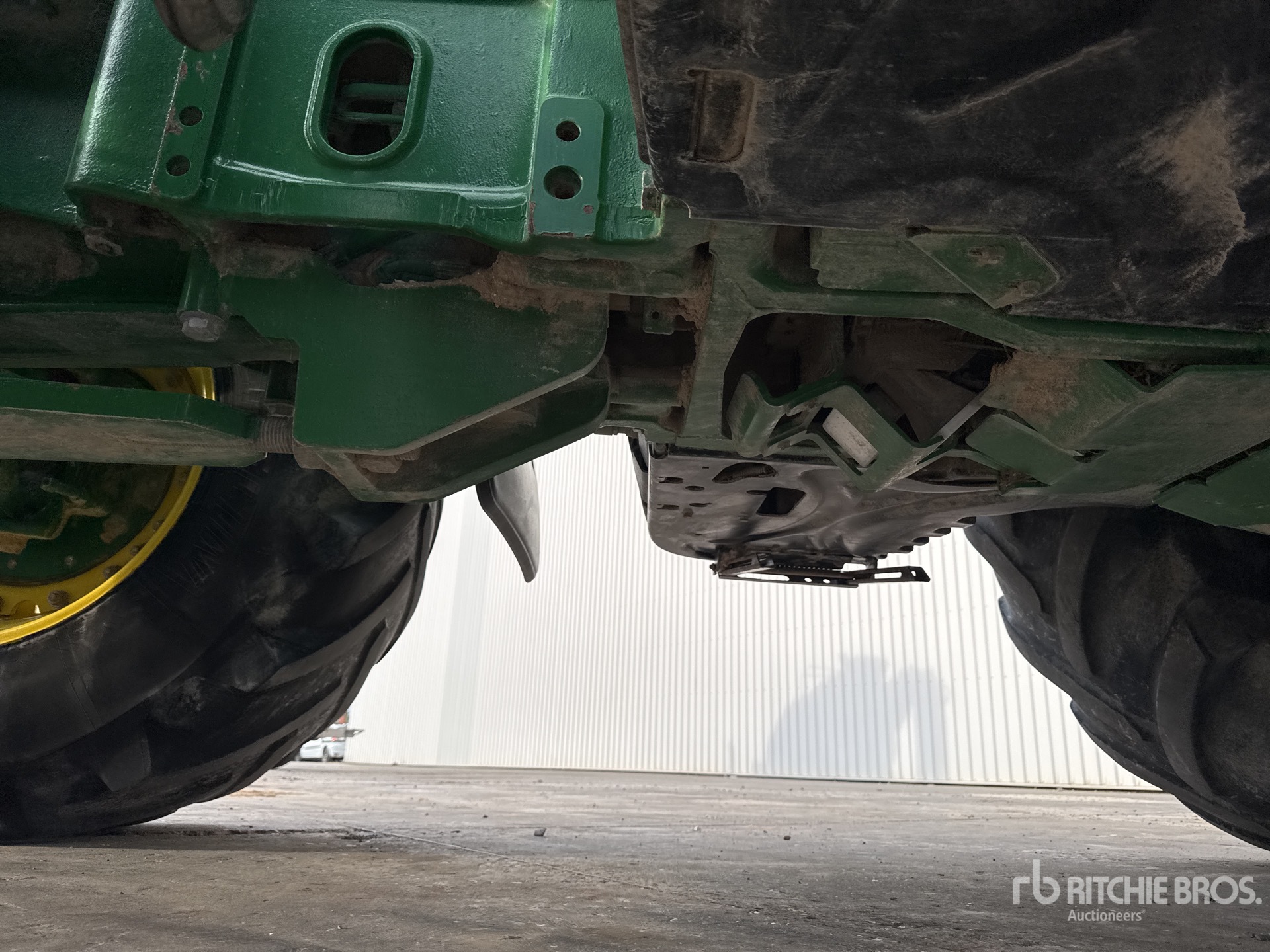 2015 John Deere 7230R