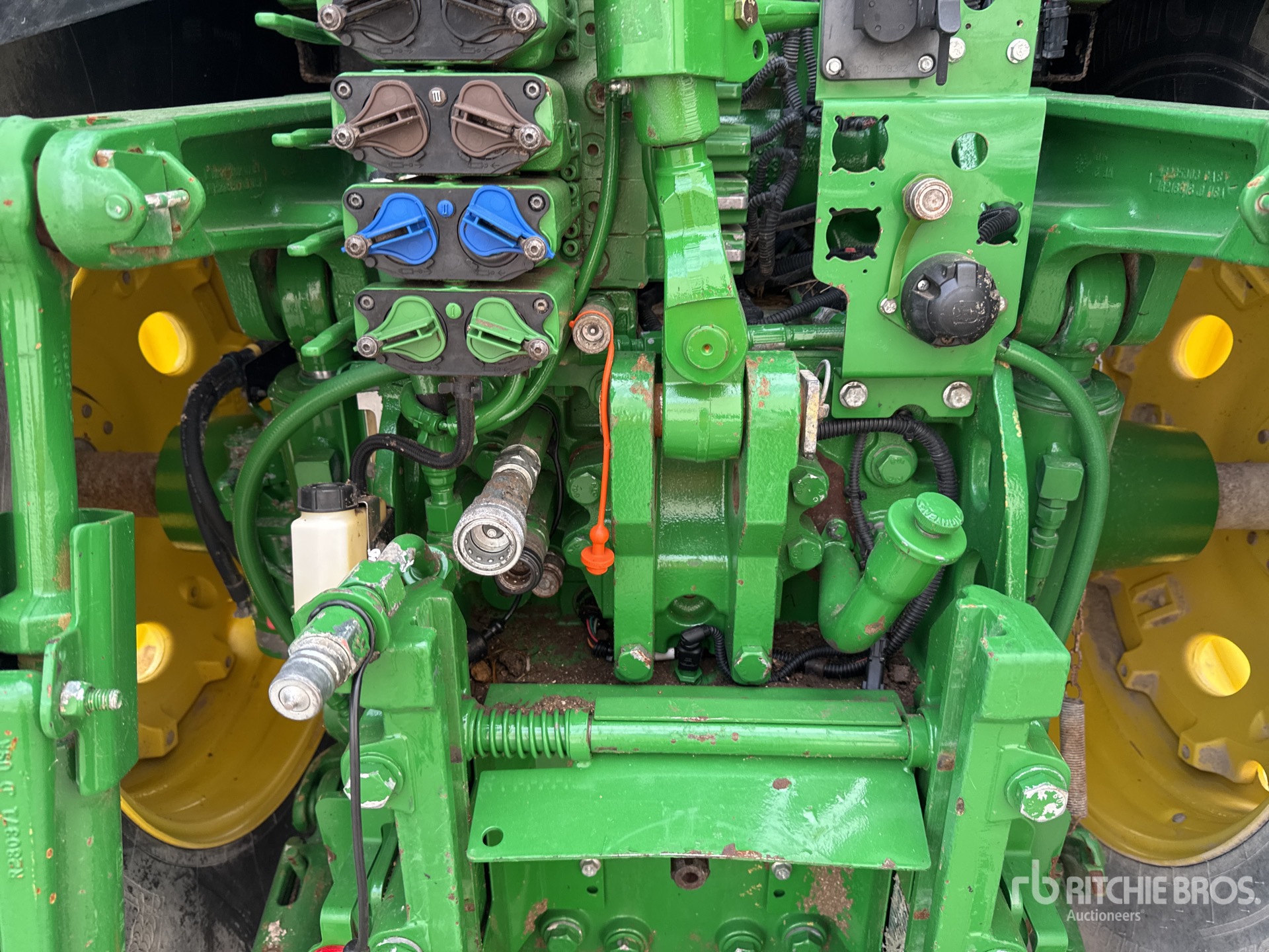 2015 John Deere 7230R