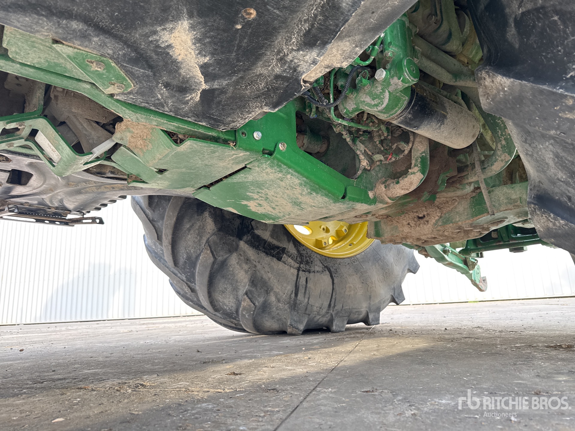 2015 John Deere 7230R