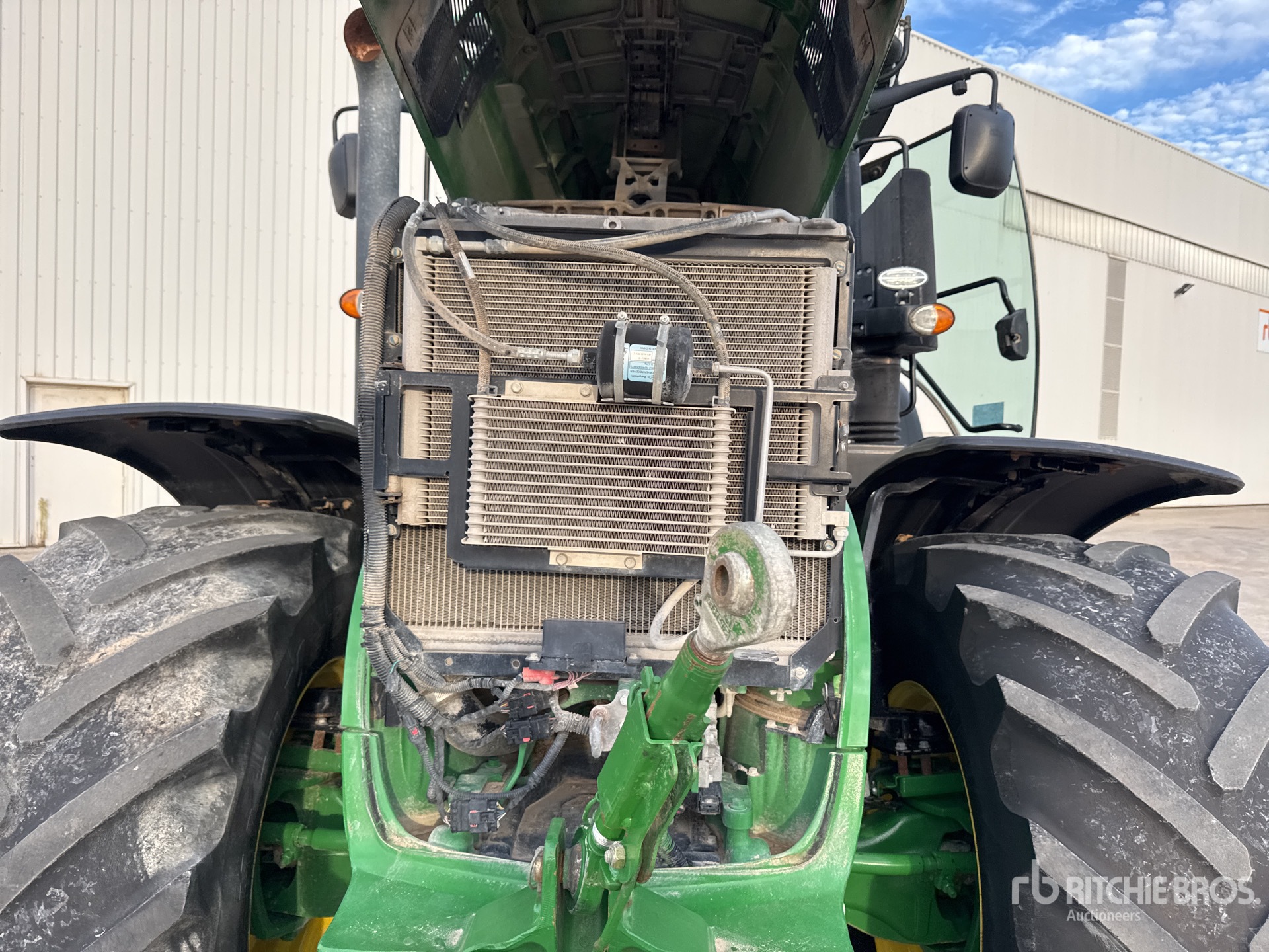 2015 John Deere 7230R