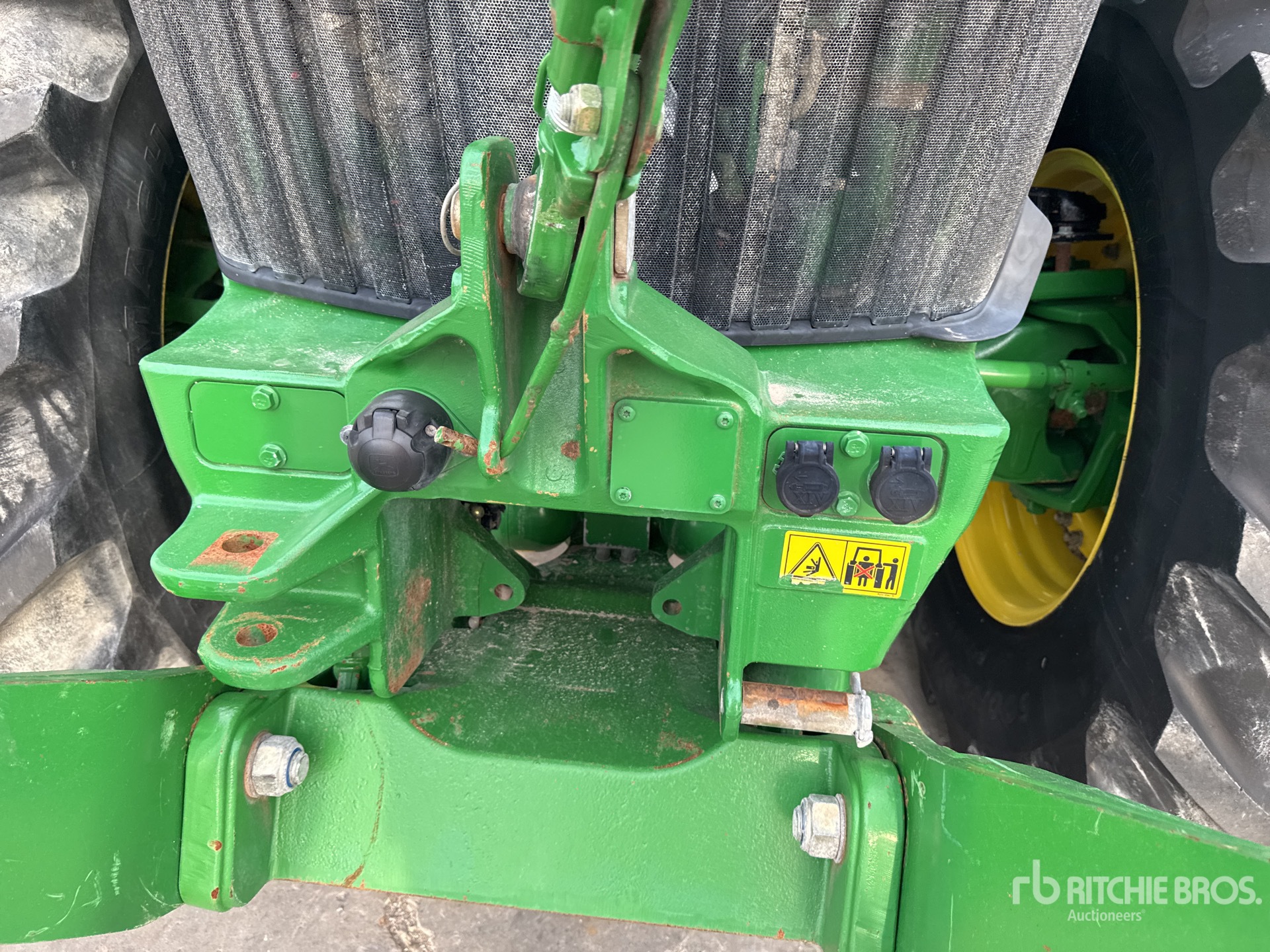 2015 John Deere 7230R