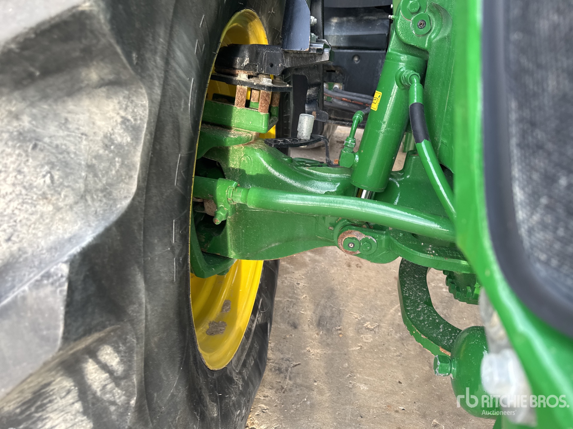 2015 John Deere 7230R