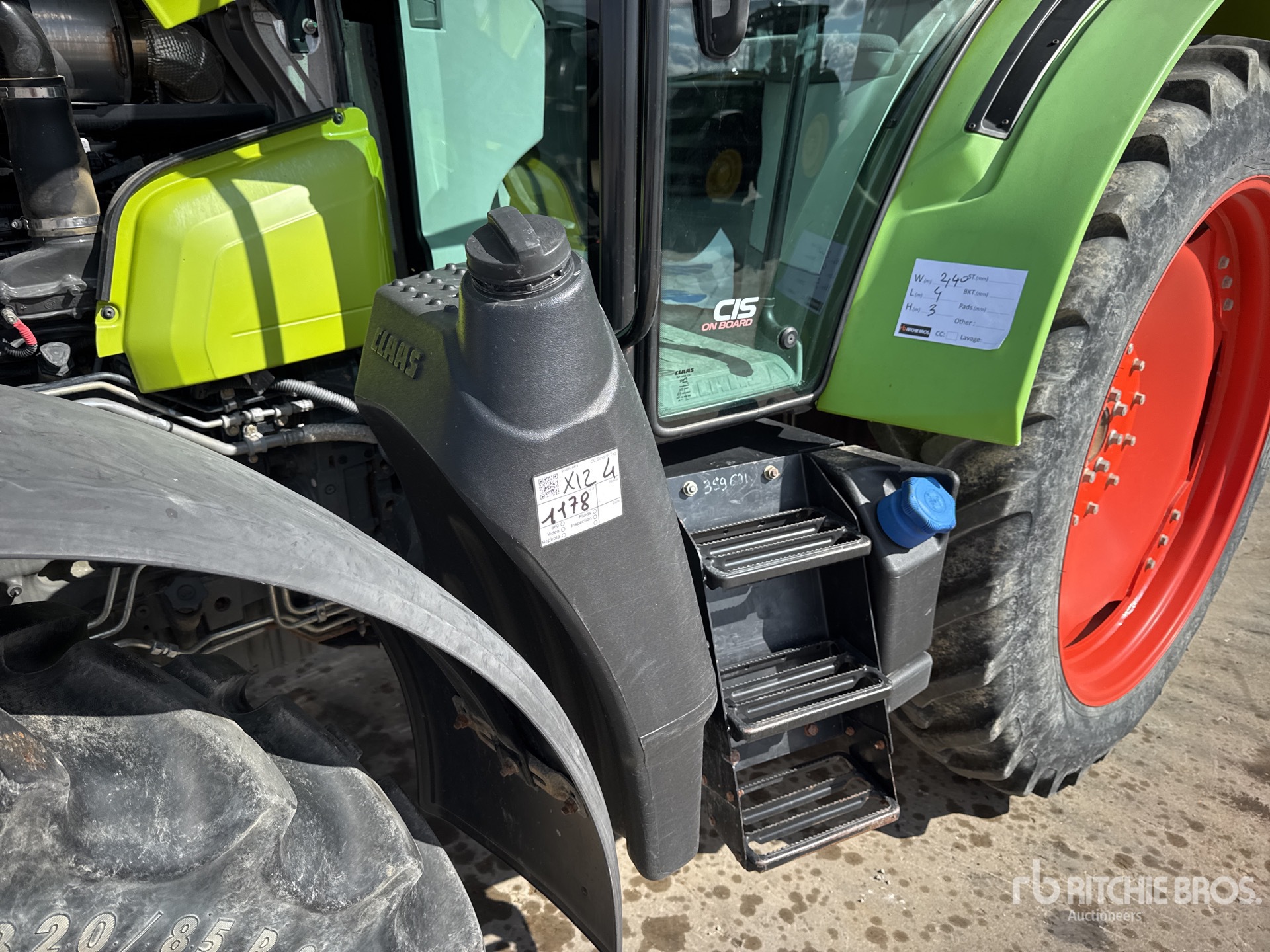 2017 Claas ARION 450 CIS
