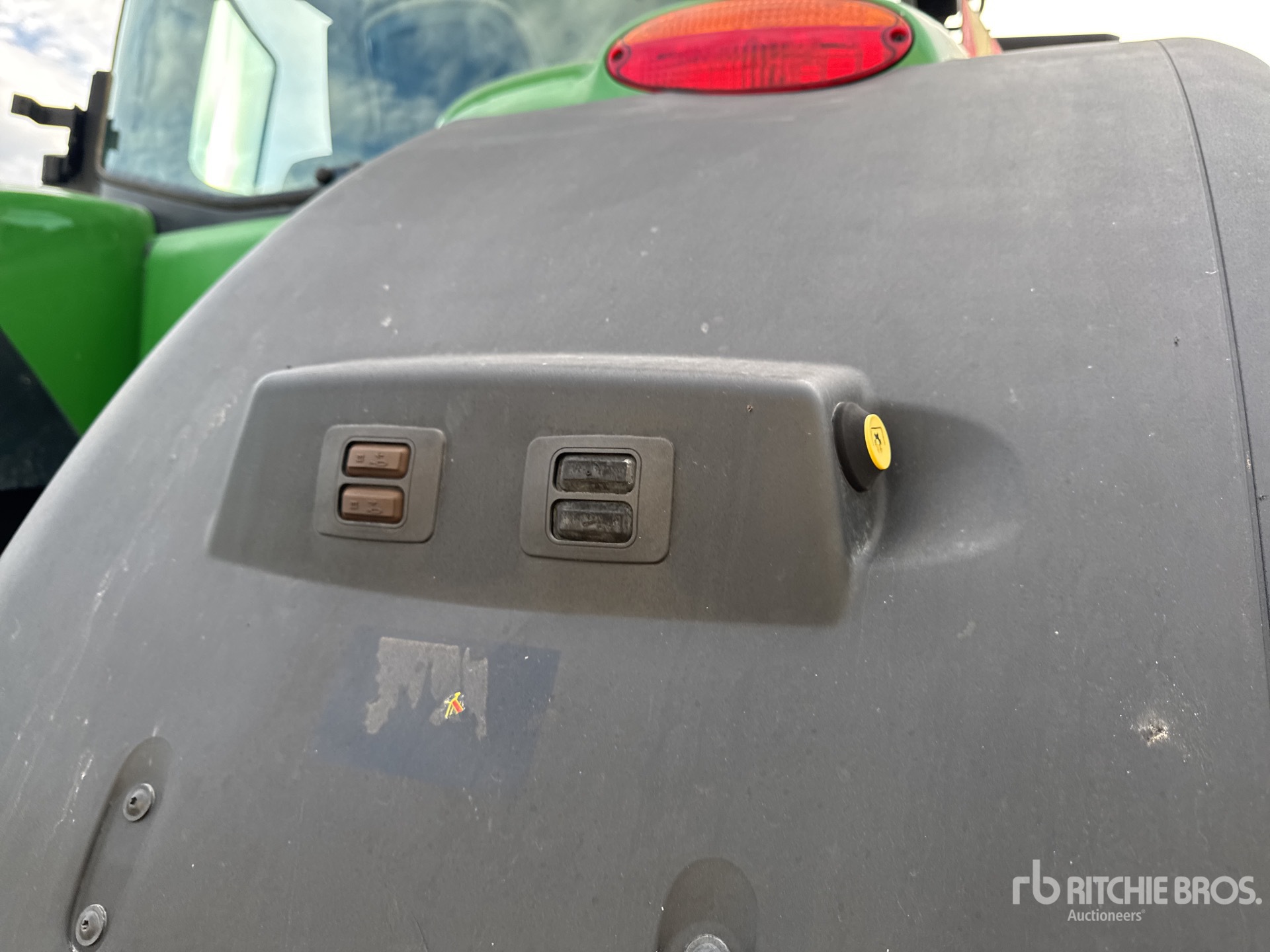 2017 John Deere 8345R