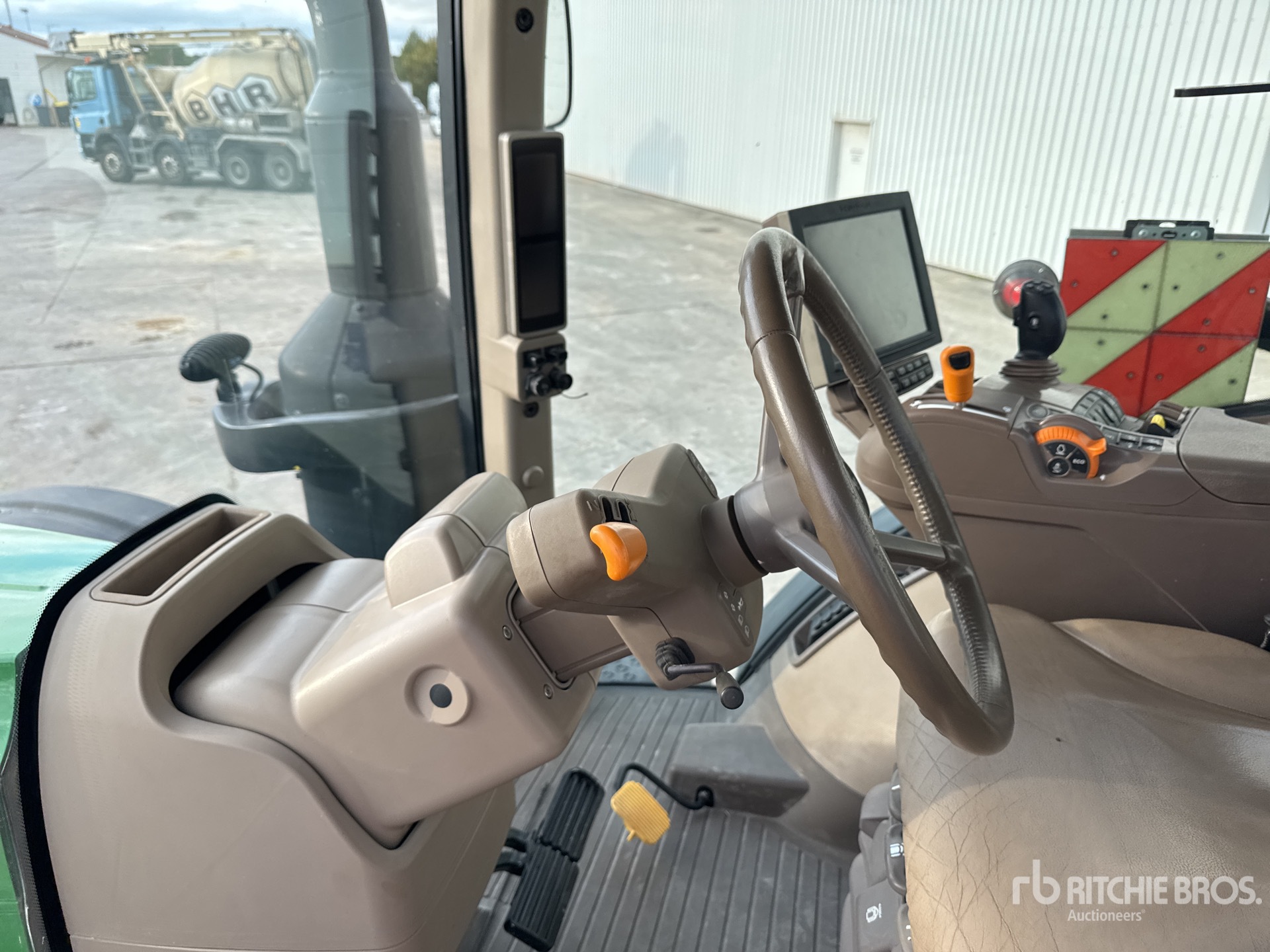 2017 John Deere 8345R