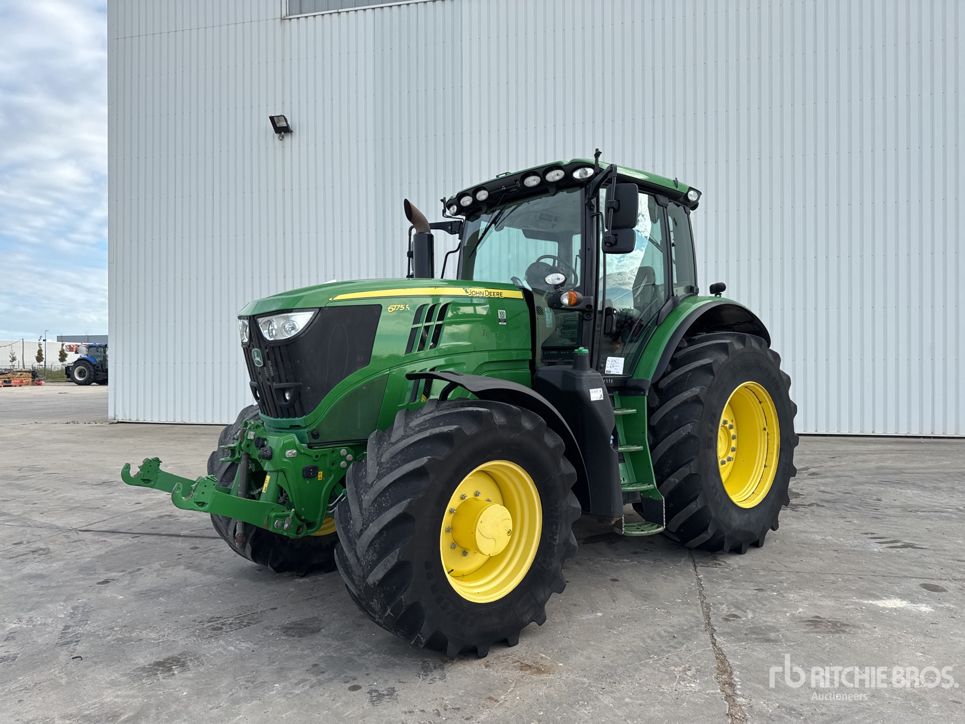 2017 John Deere 6175R