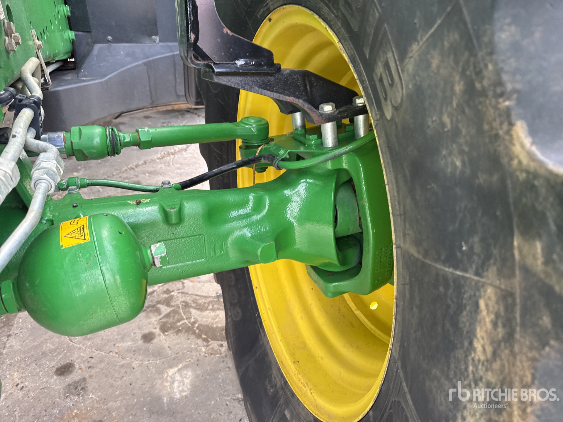 2017 John Deere 6175R