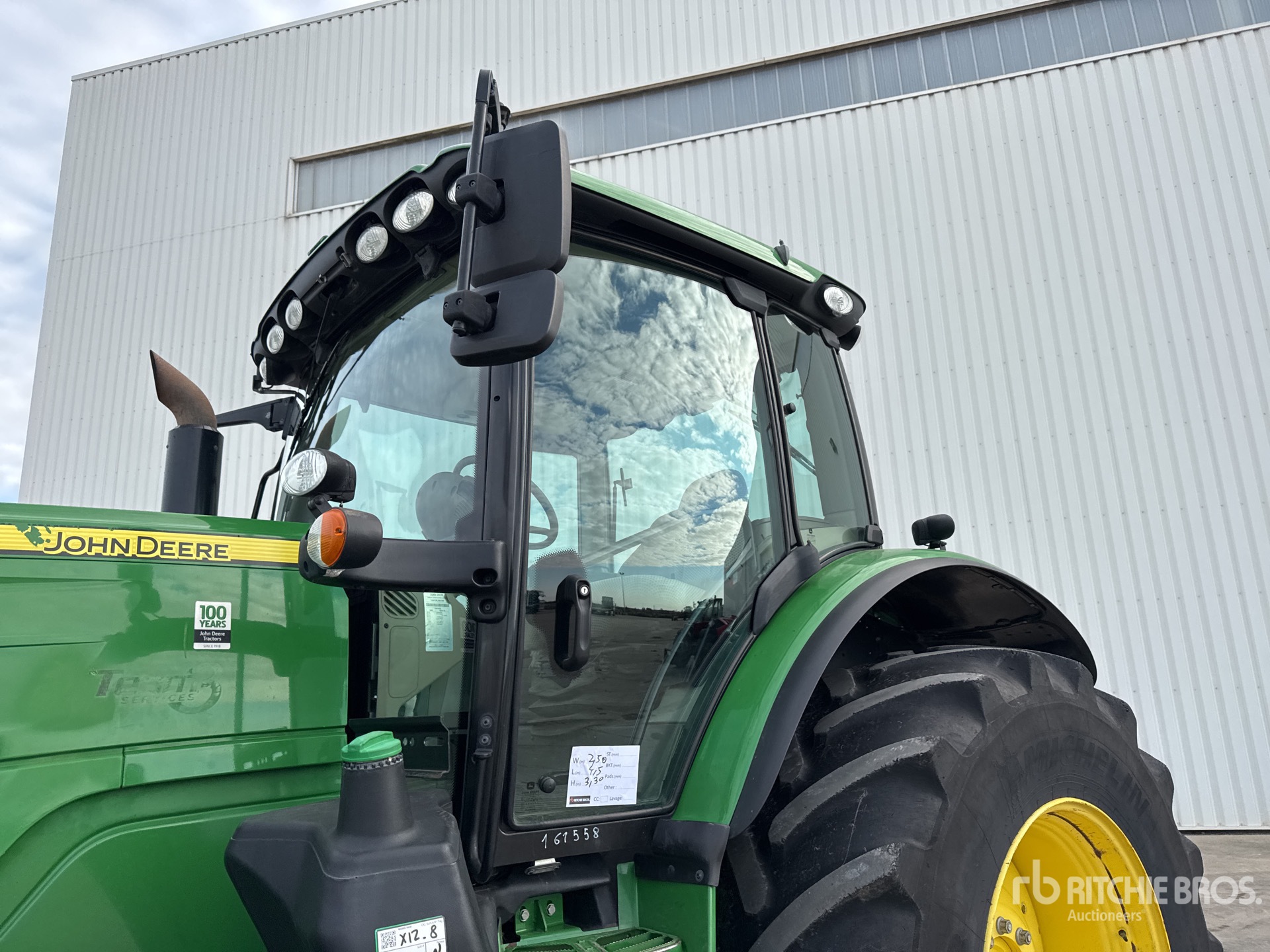 2017 John Deere 6175R