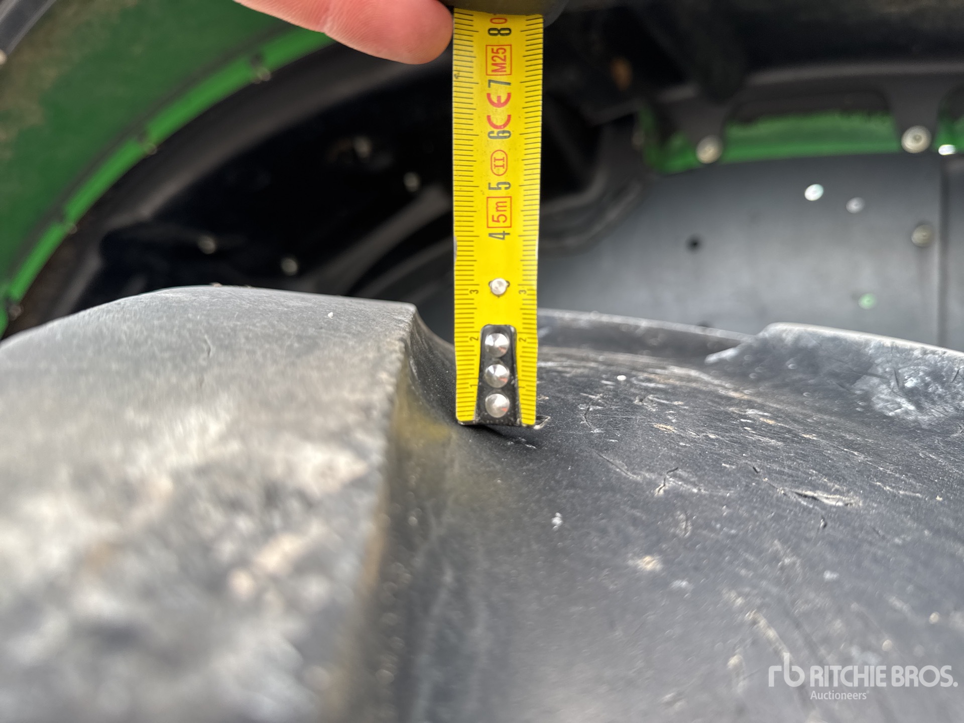 2017 John Deere 6175R