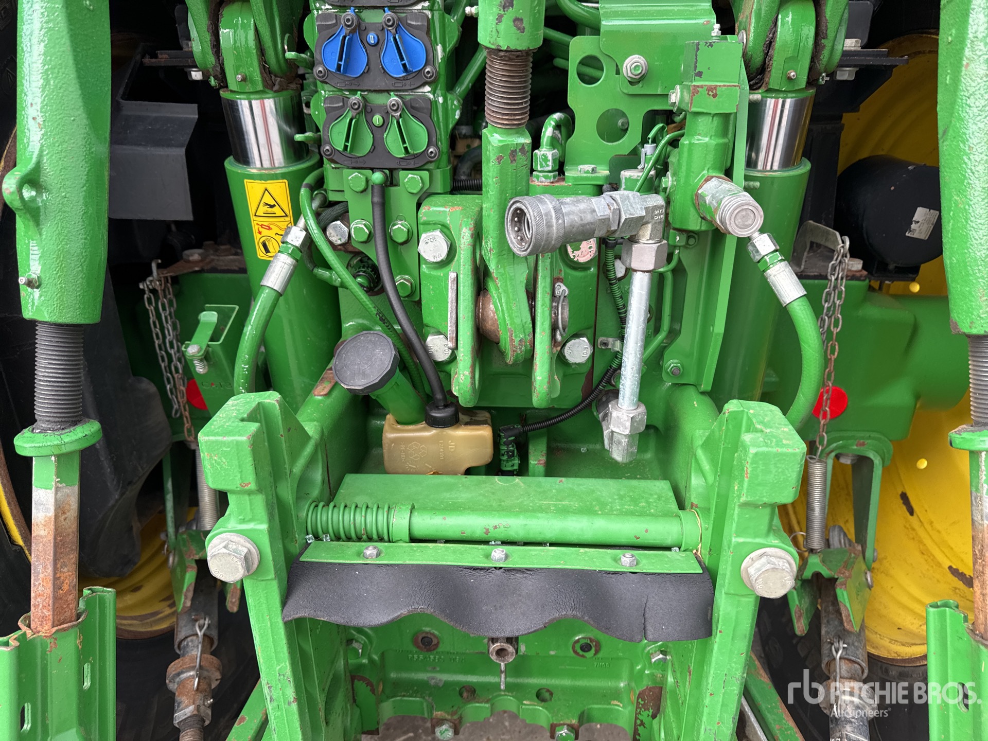 2017 John Deere 6175R