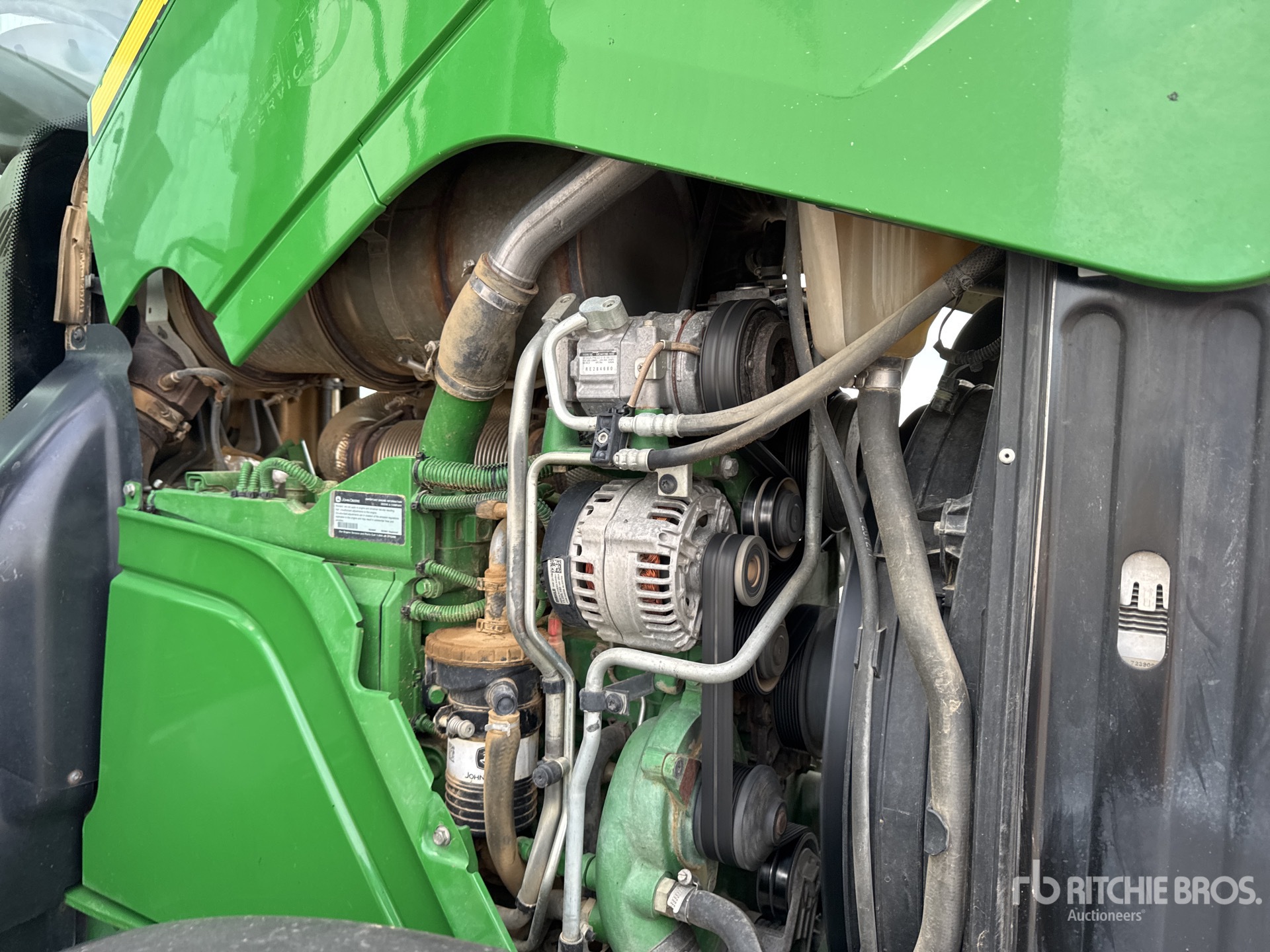 2017 John Deere 6175R