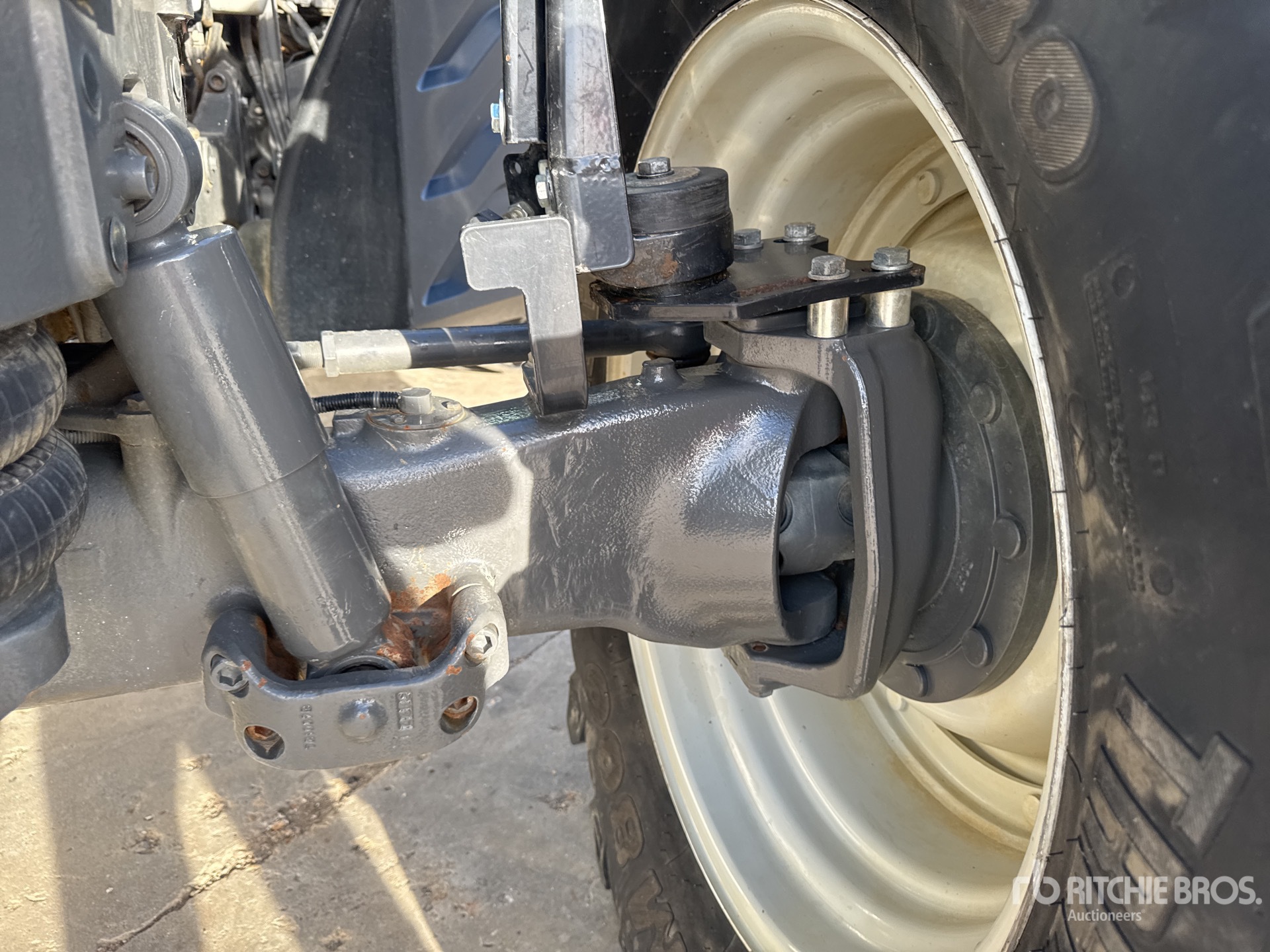 2017 Valtra T214