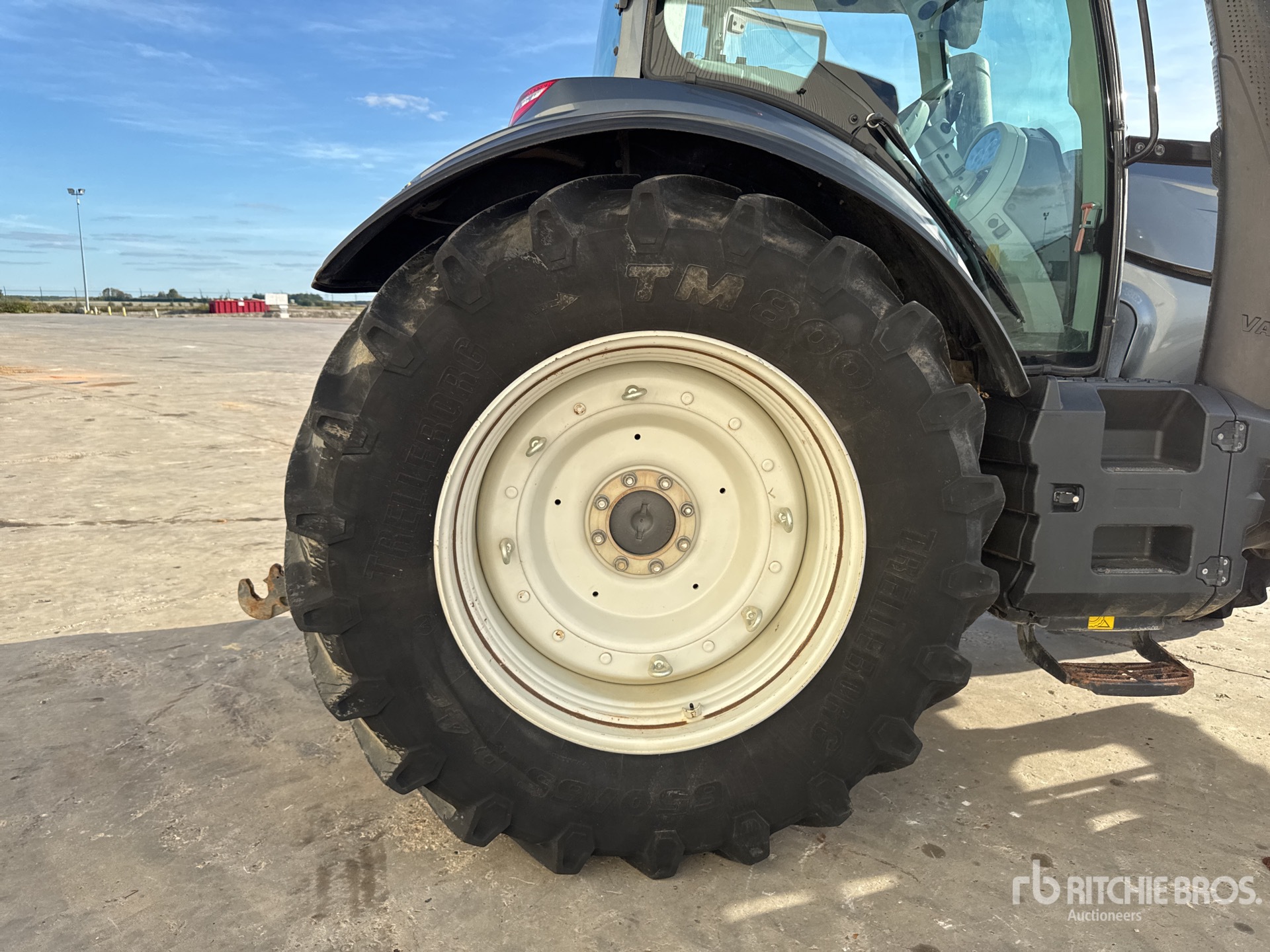 2017 Valtra T214