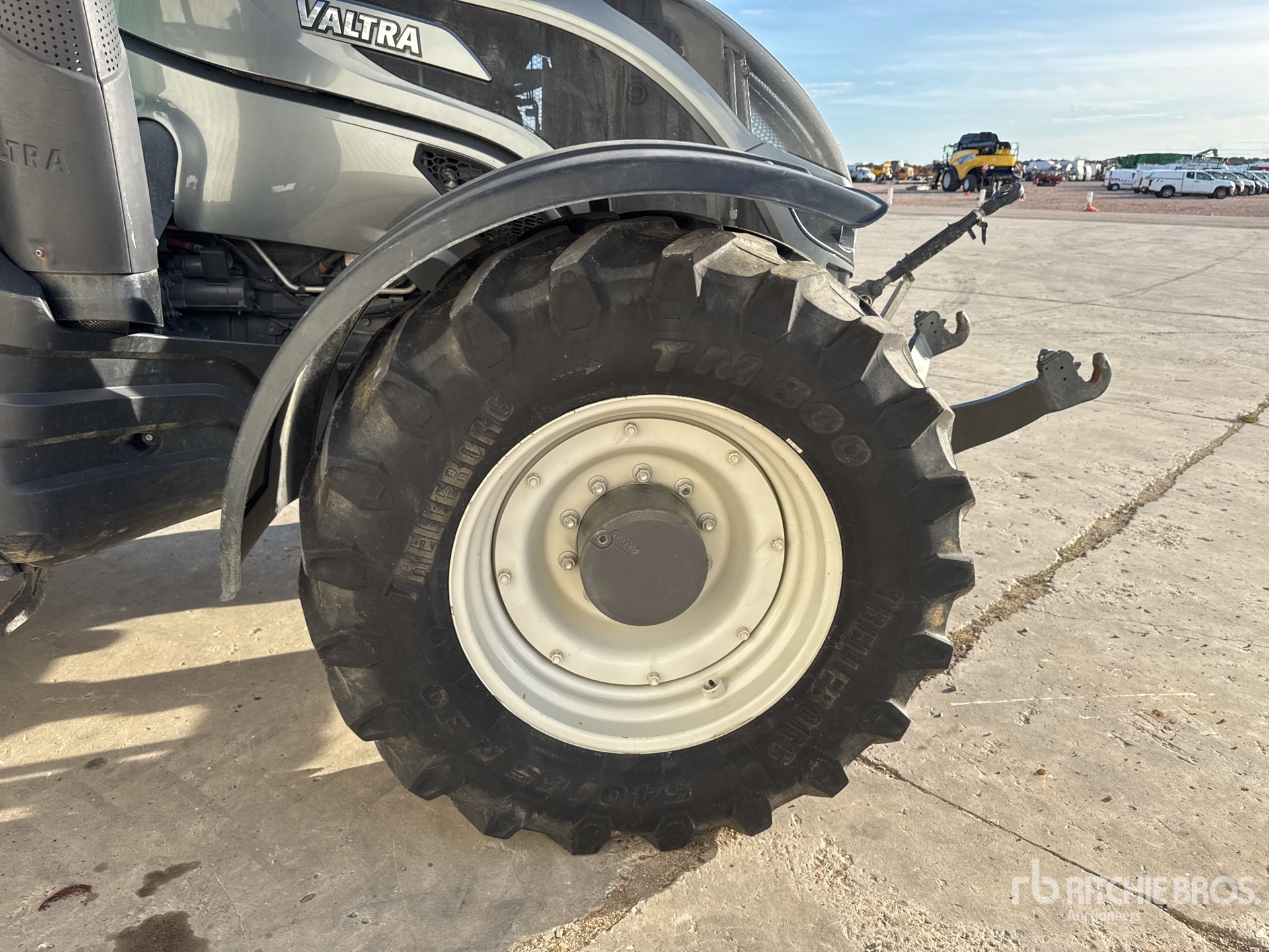 2017 Valtra T214