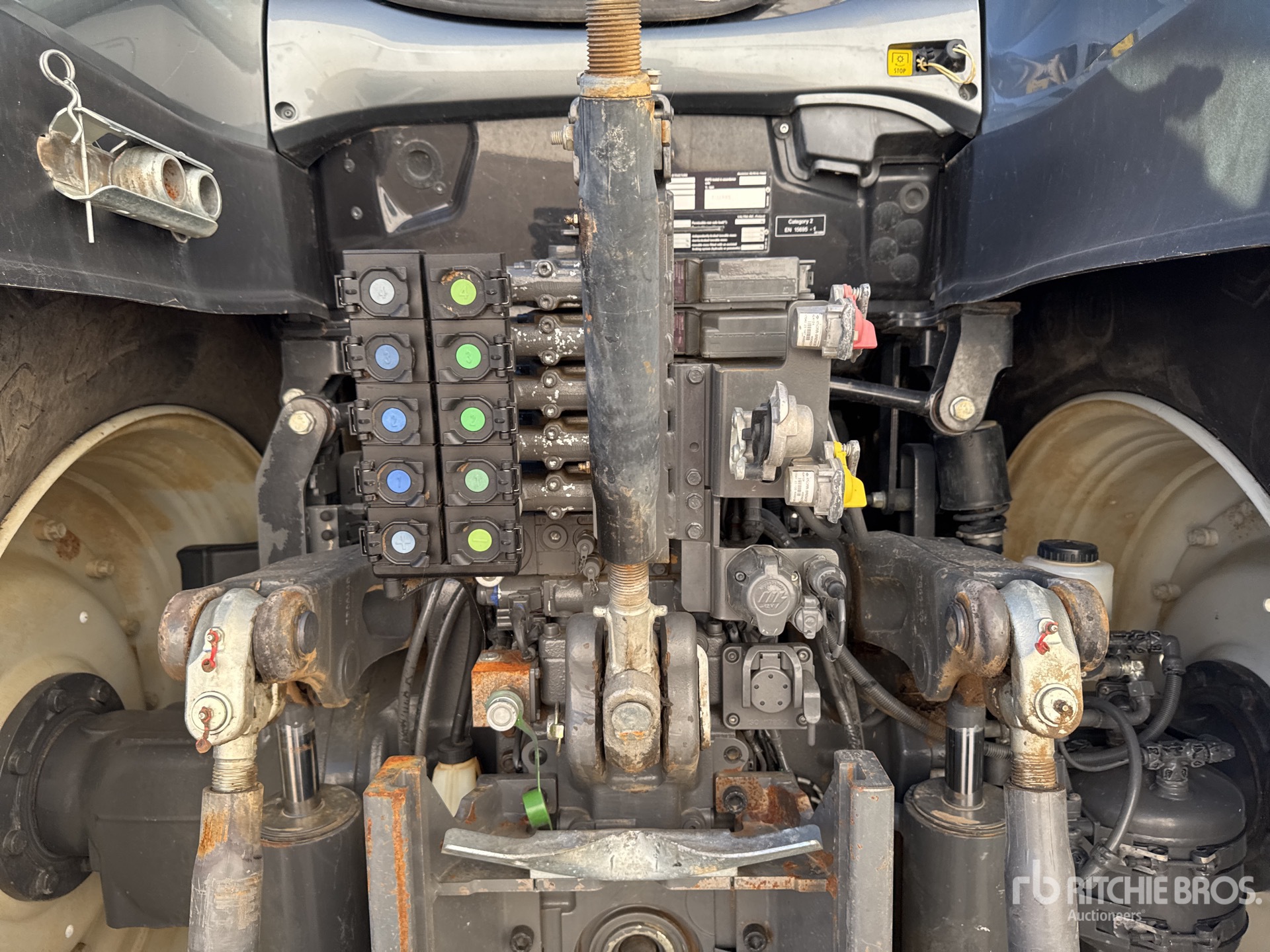 2017 Valtra T214