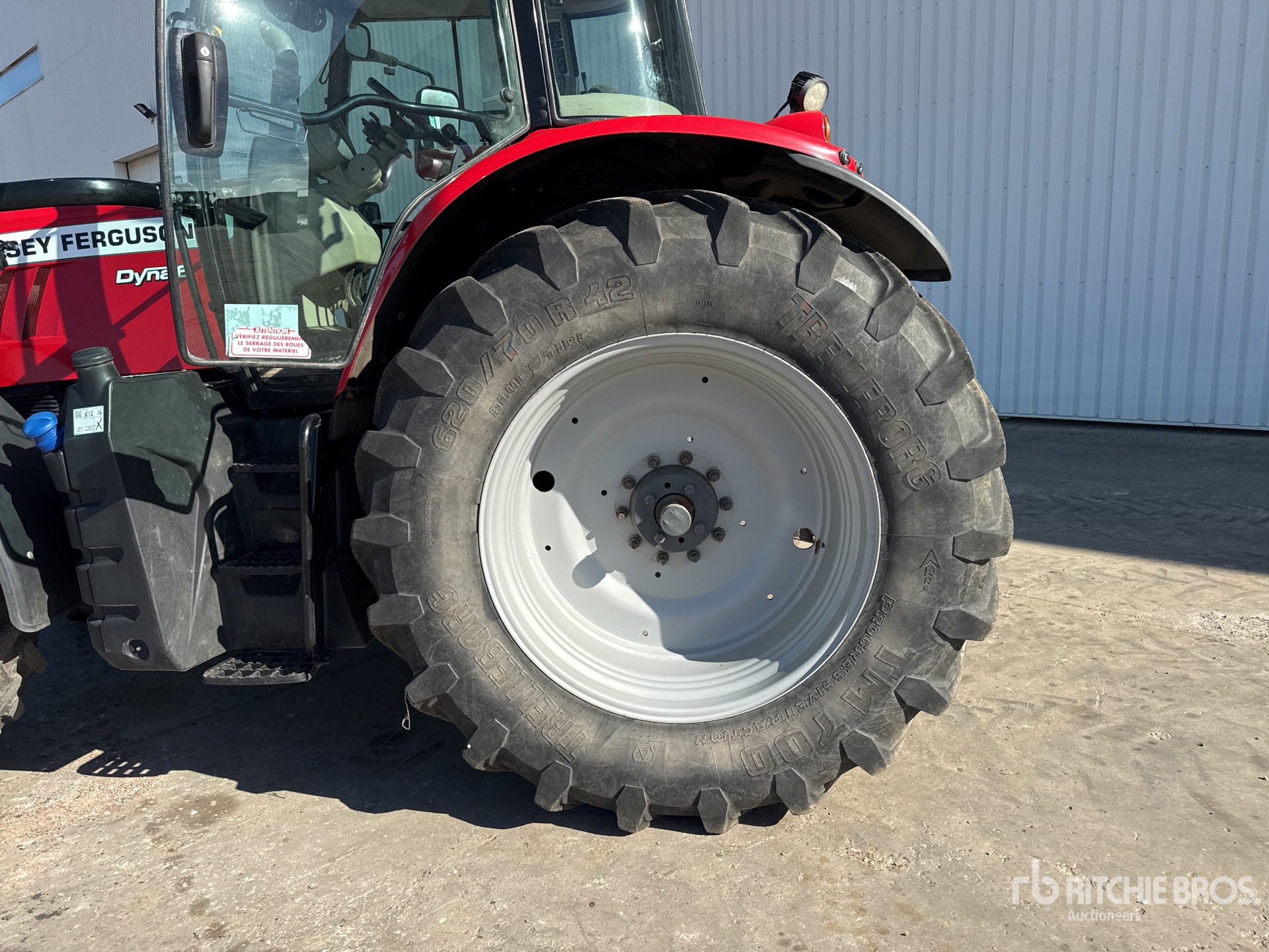 2021 Massey Ferguson 7716S