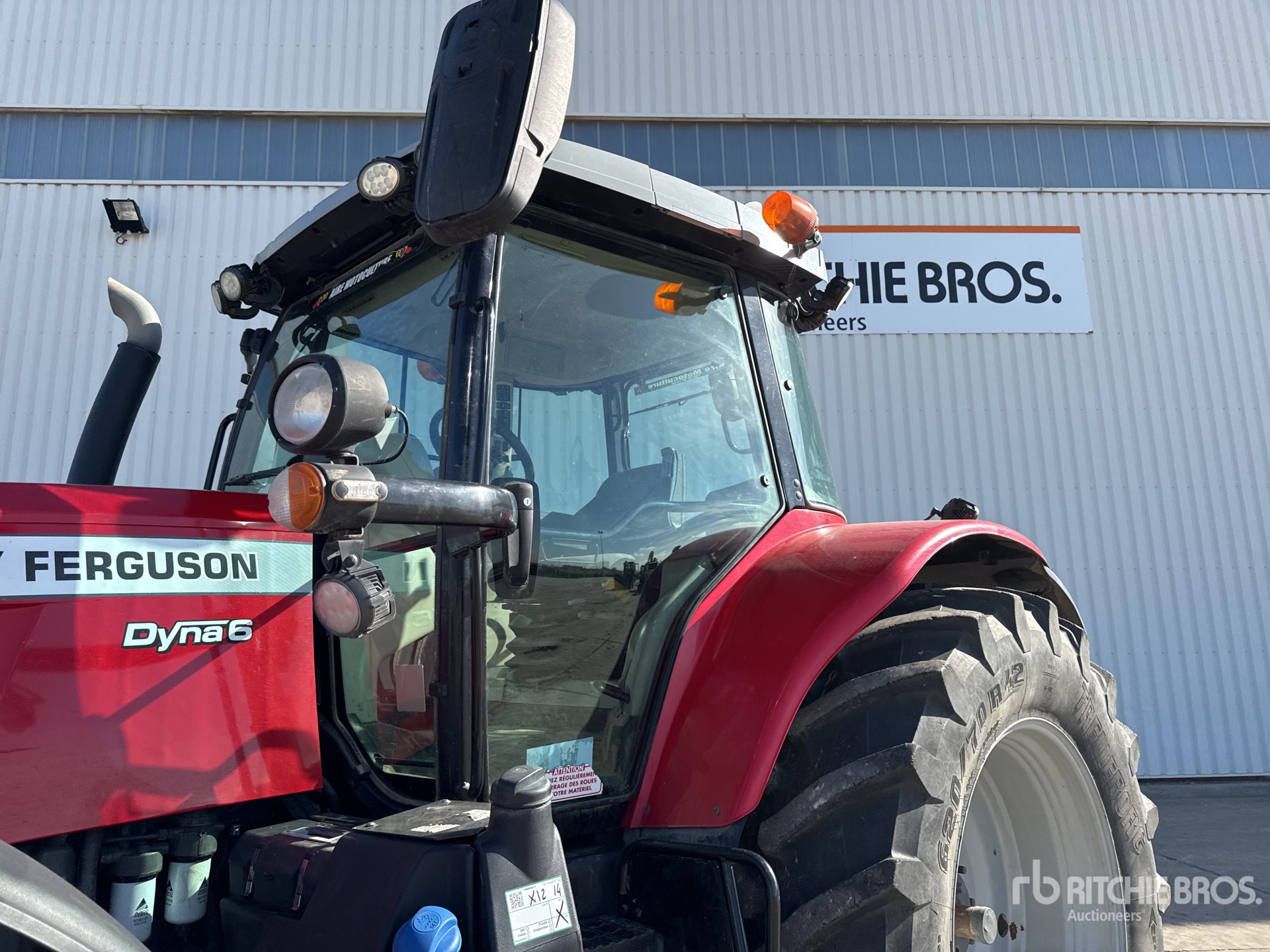 2021 Massey Ferguson 7716S