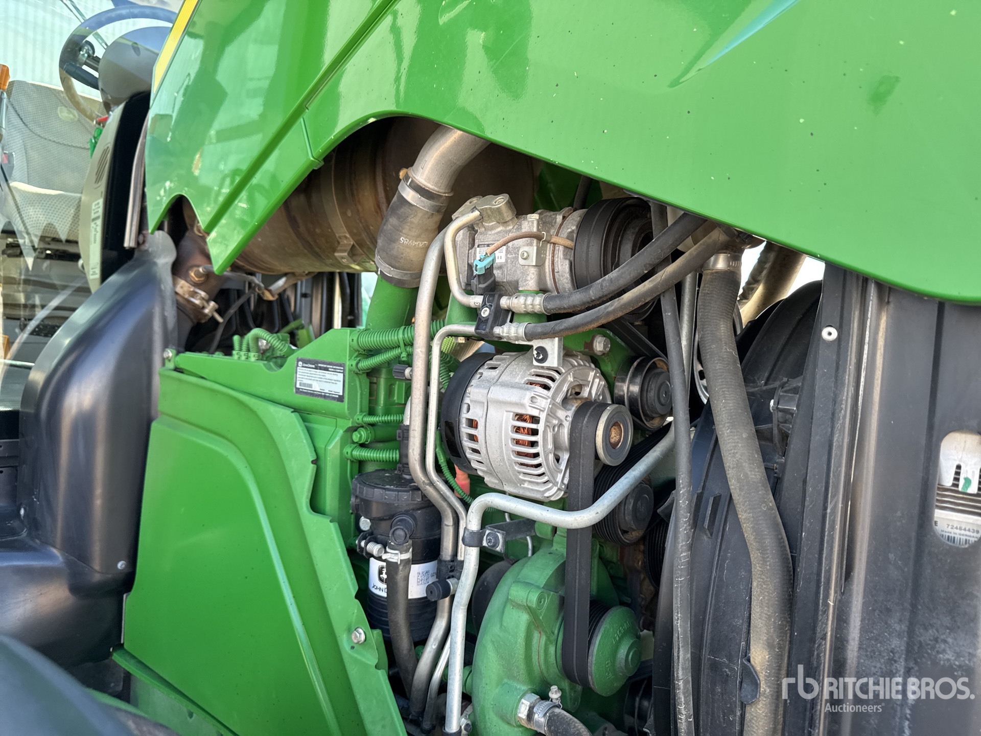 2022 John Deere 6195R