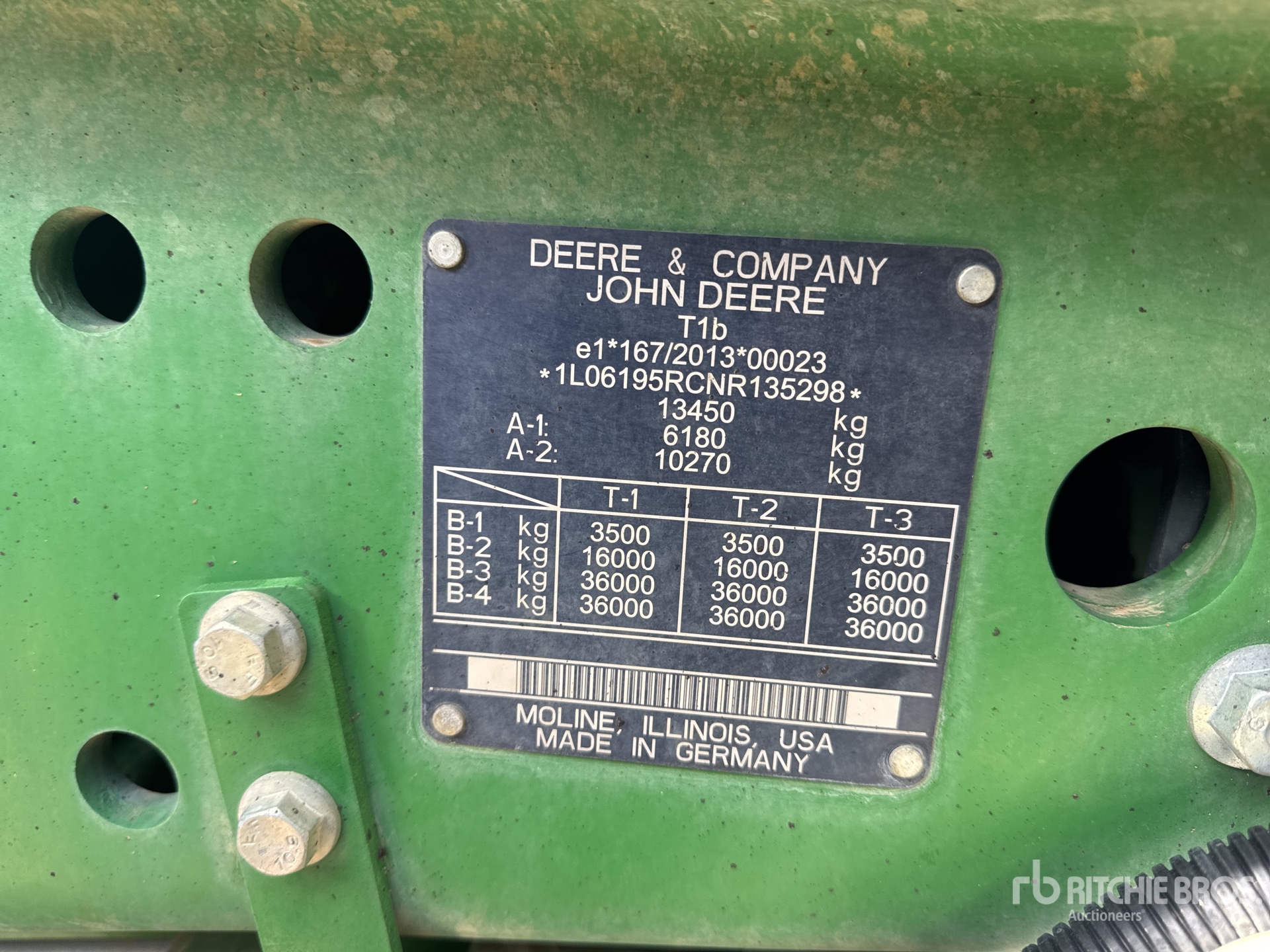 2022 John Deere 6195R