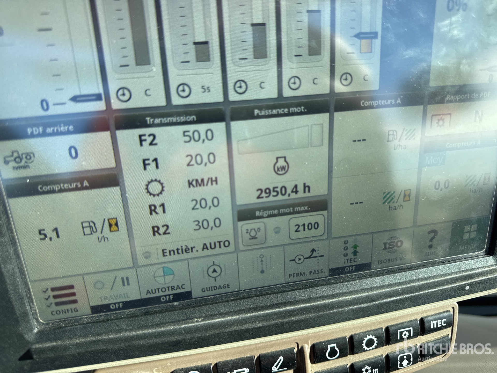 2022 John Deere 6195R