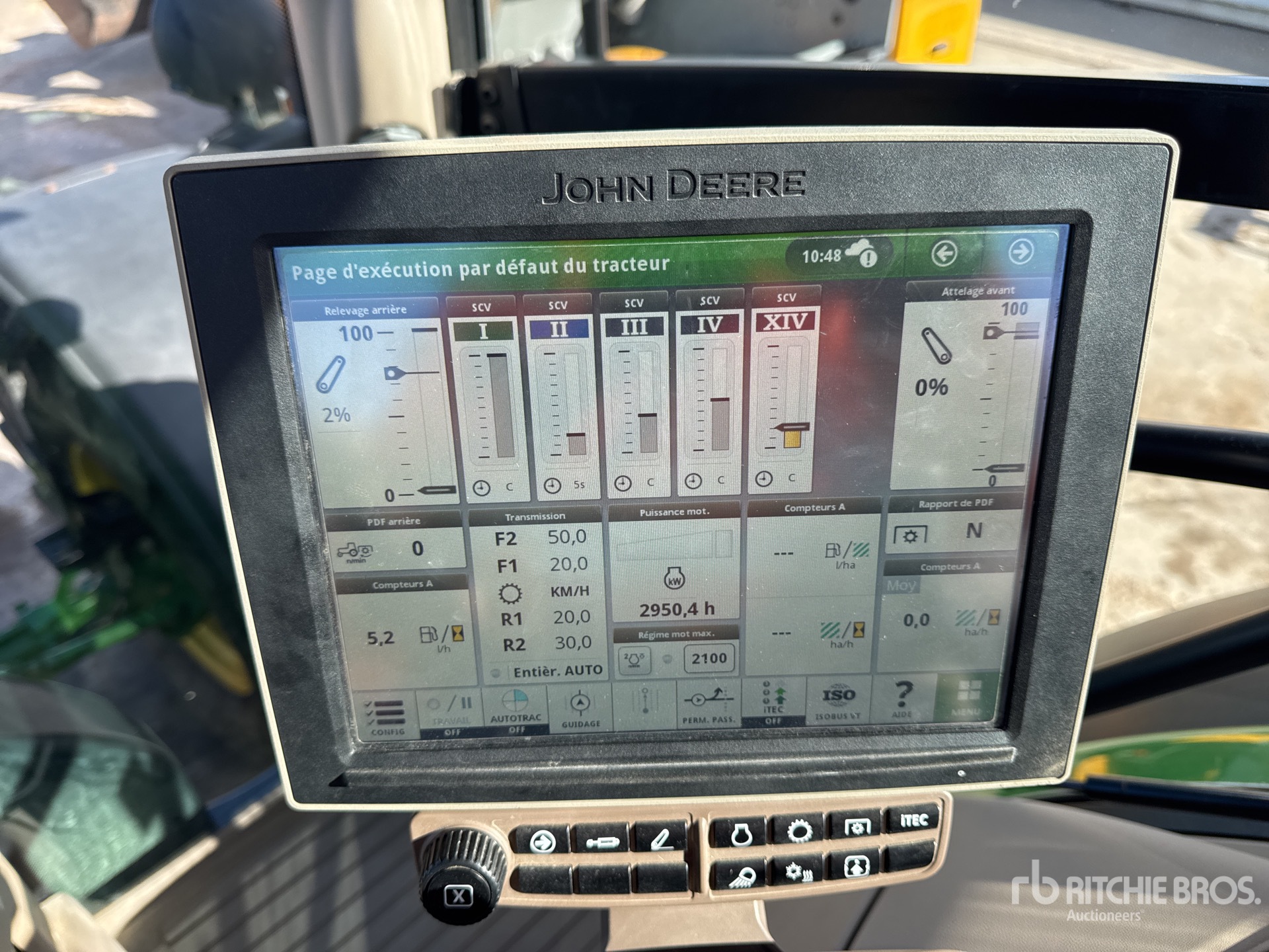 2022 John Deere 6195R