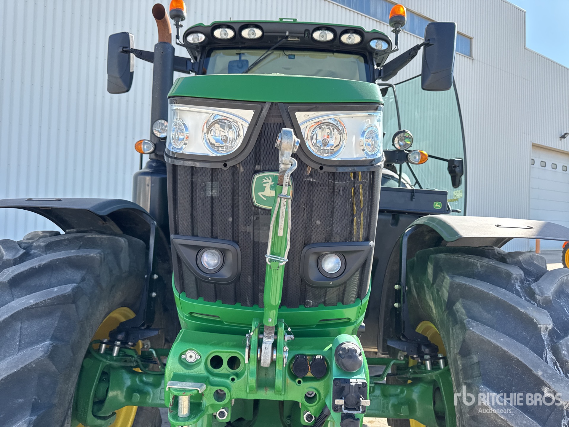 2022 John Deere 6195R