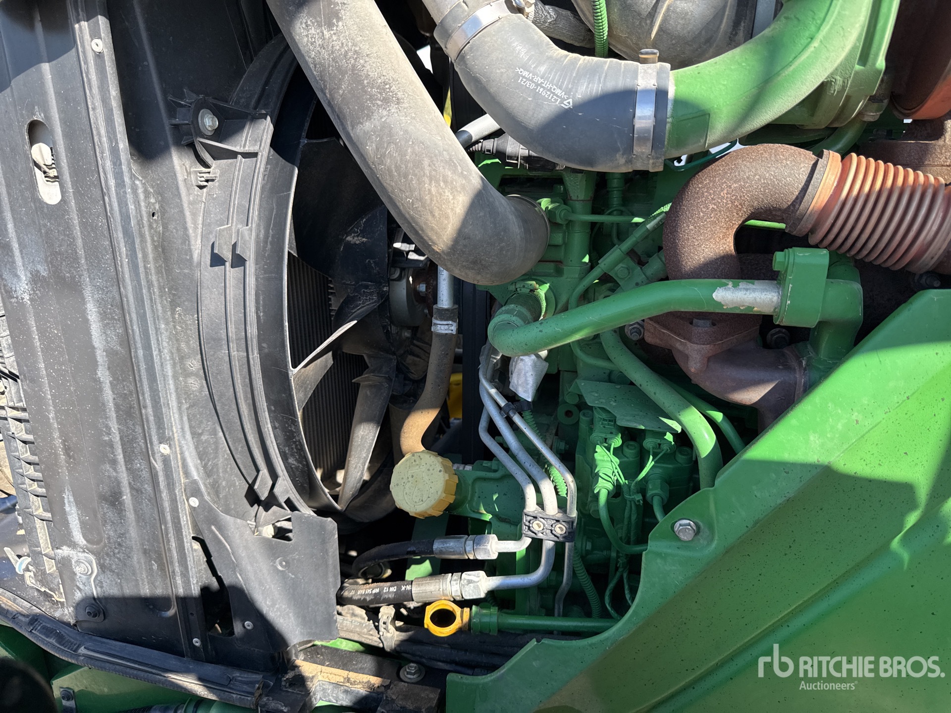 2022 John Deere 6195R