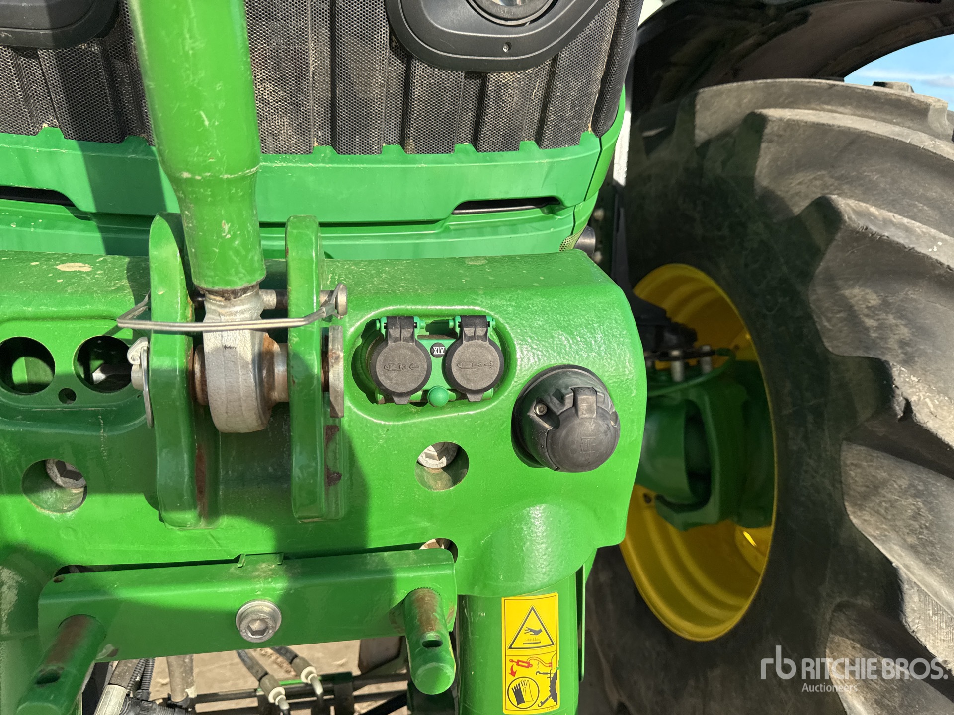 2020 John Deere 6250R