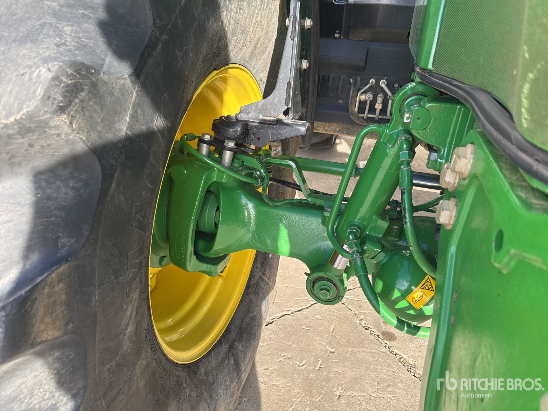 2020 John Deere 6250R