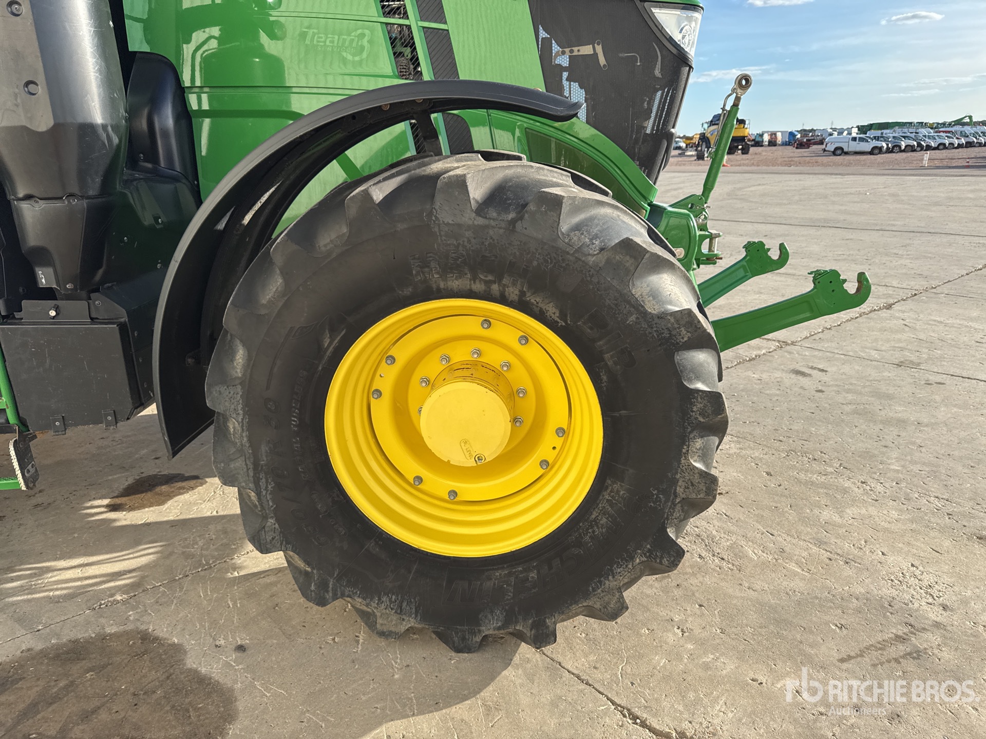 2020 John Deere 6250R