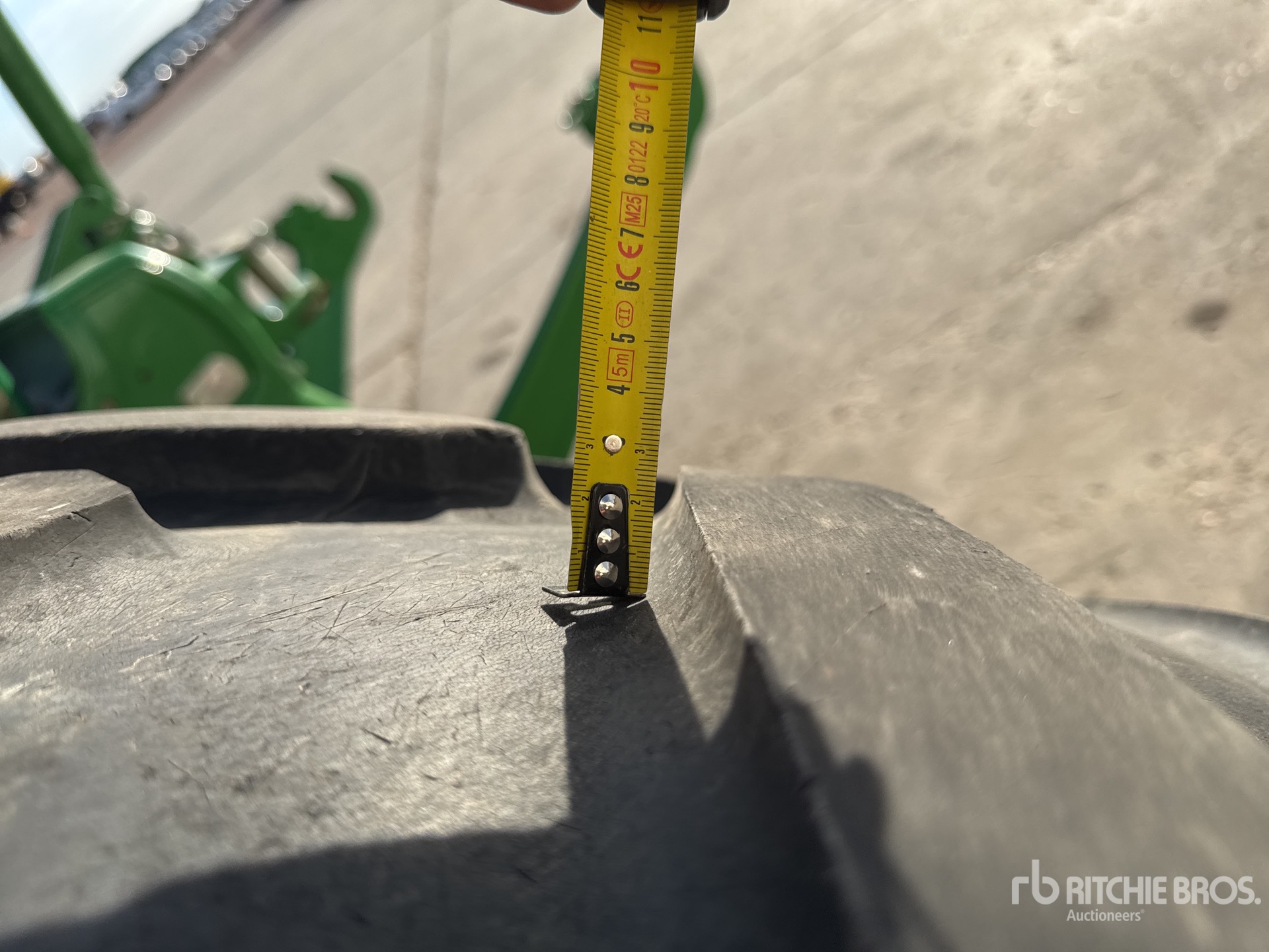 2020 John Deere 6250R