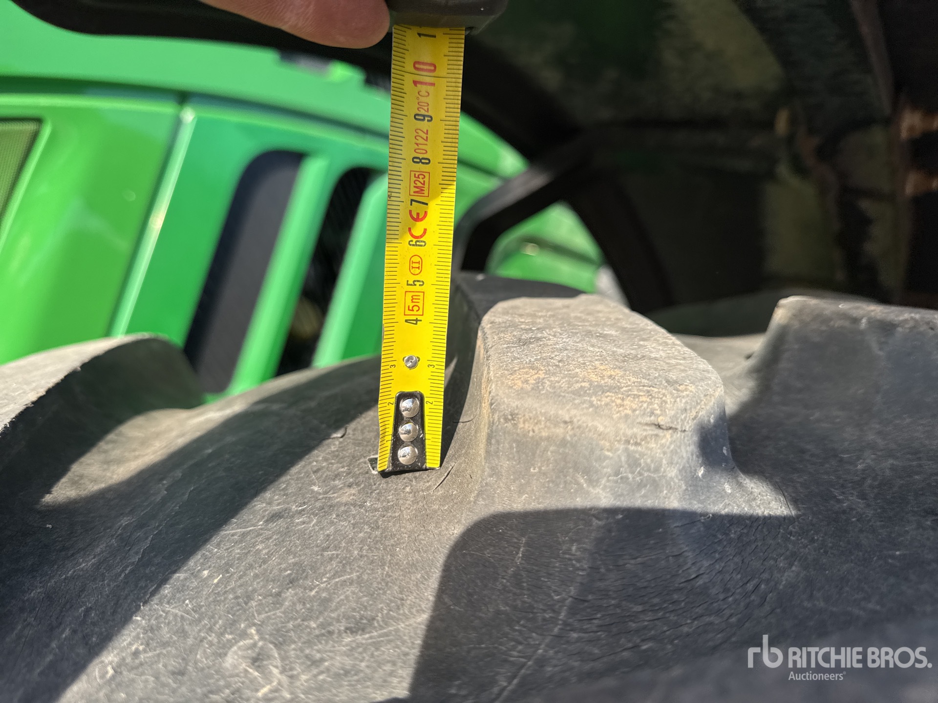 2020 John Deere 6250R