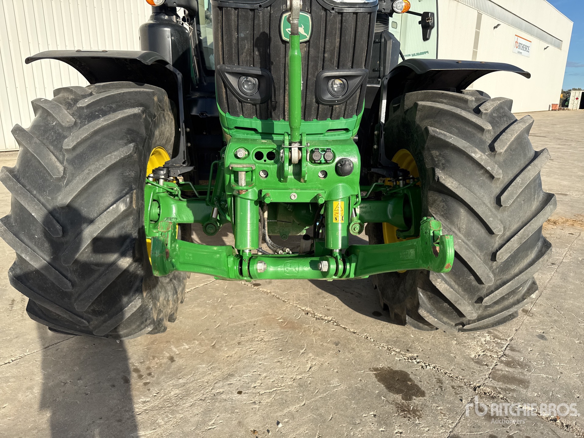 2020 John Deere 6250R