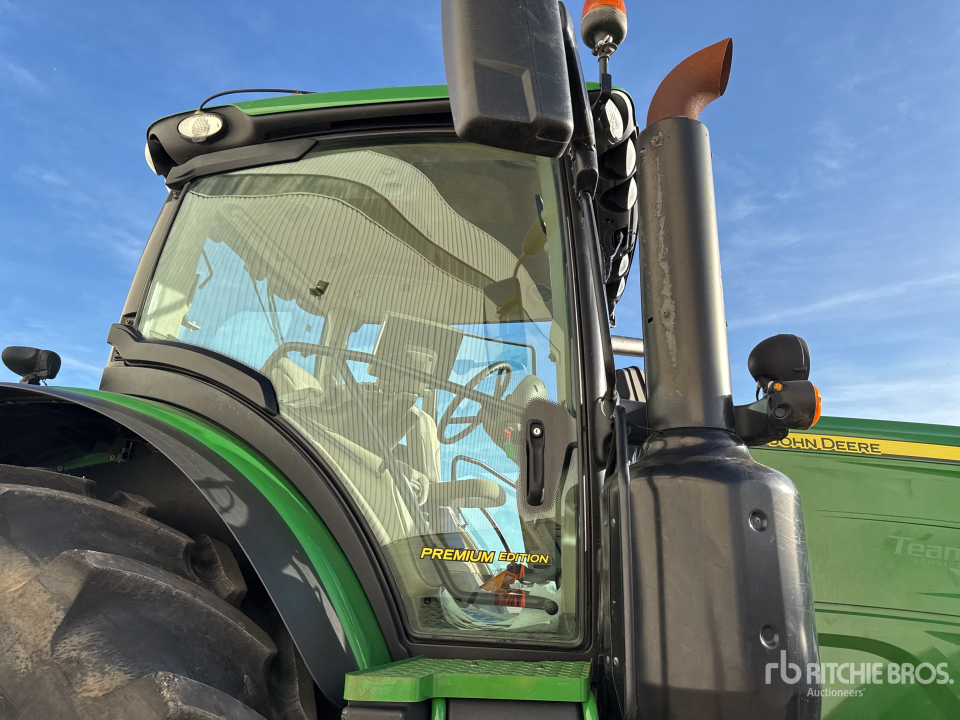 2020 John Deere 6250R