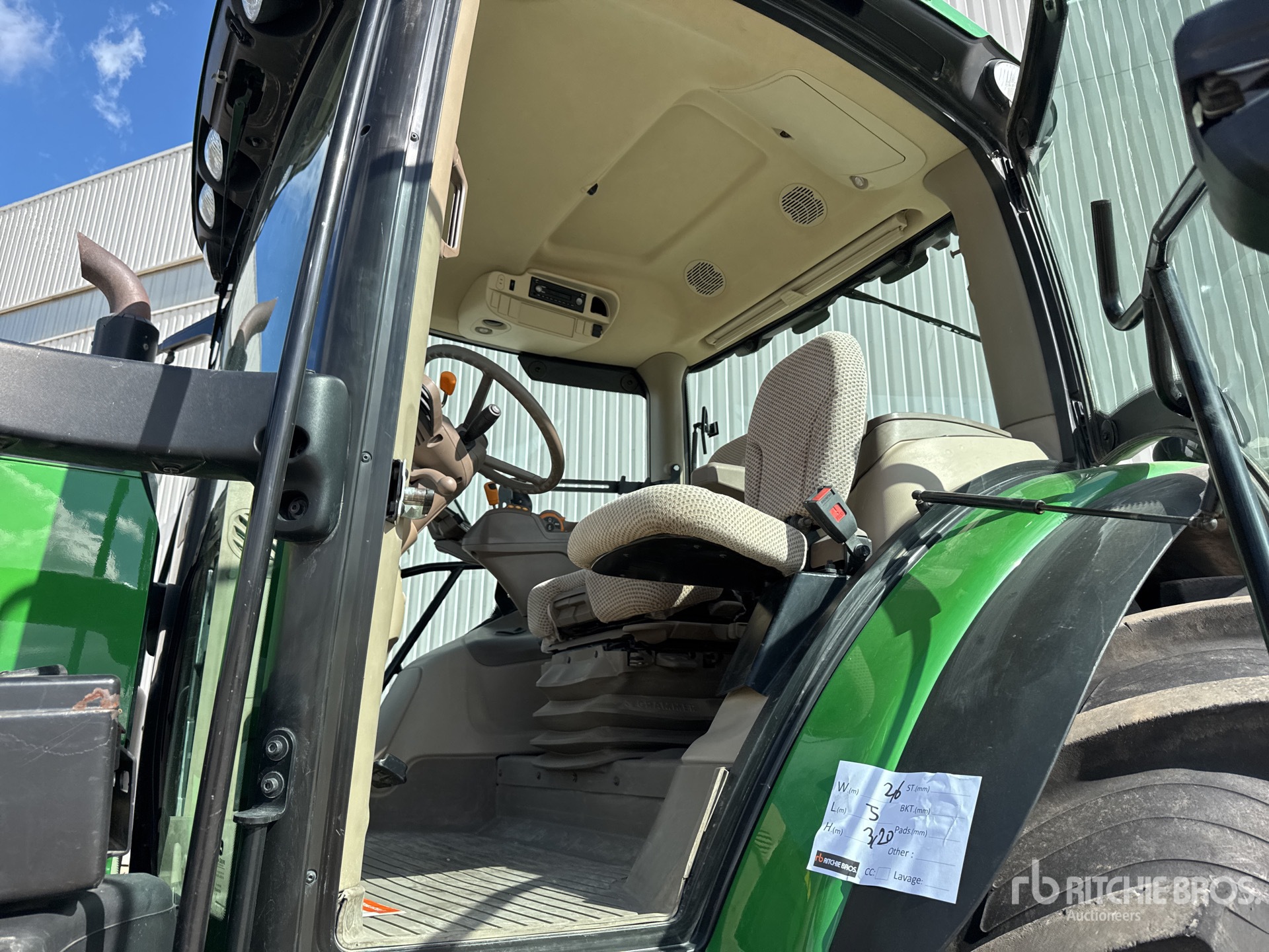 2019 John Deere 6195R