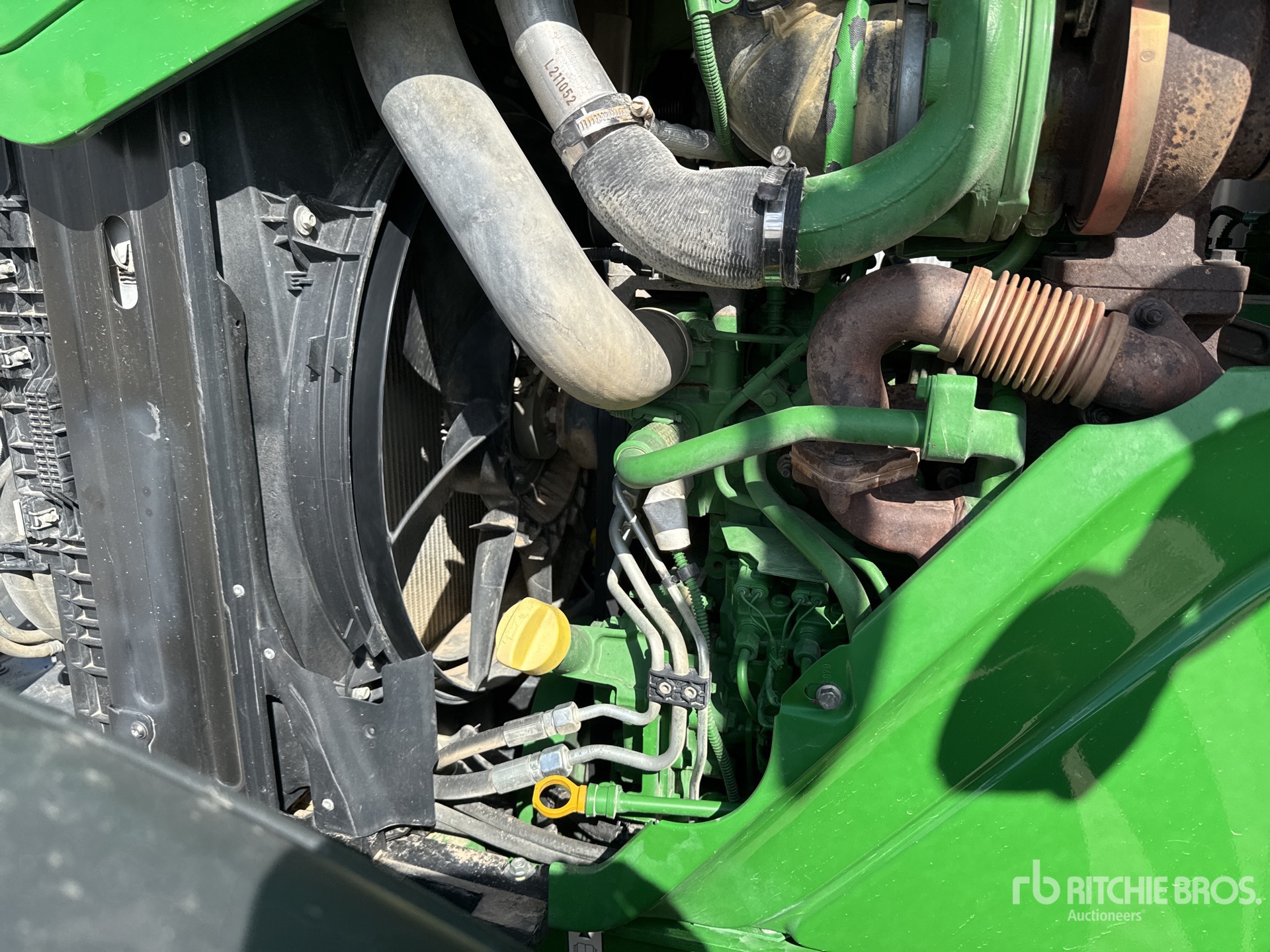 2019 John Deere 6195R
