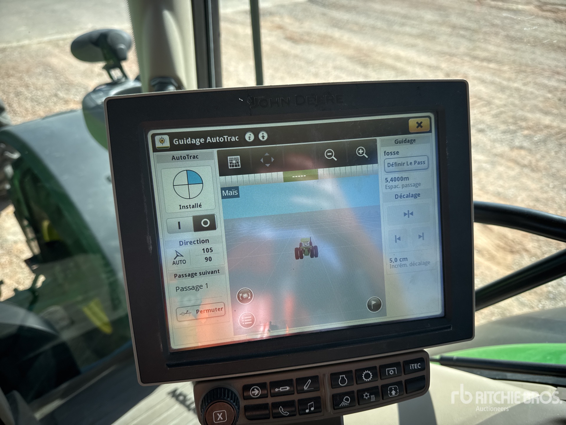2019 John Deere 6195R
